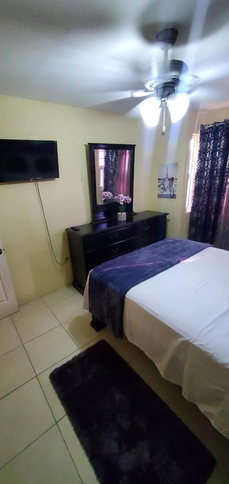 Finest Accommodation Seville Meadows 2 bedroom view 2