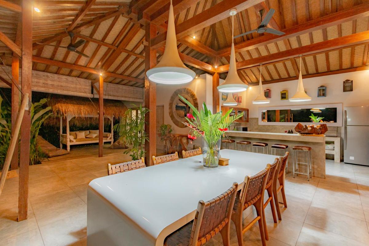 Villa Sukacita