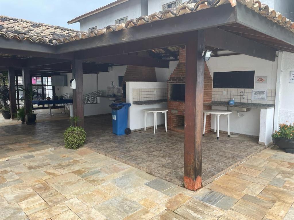 Apartamento com linda vista na praia Martim de Sá