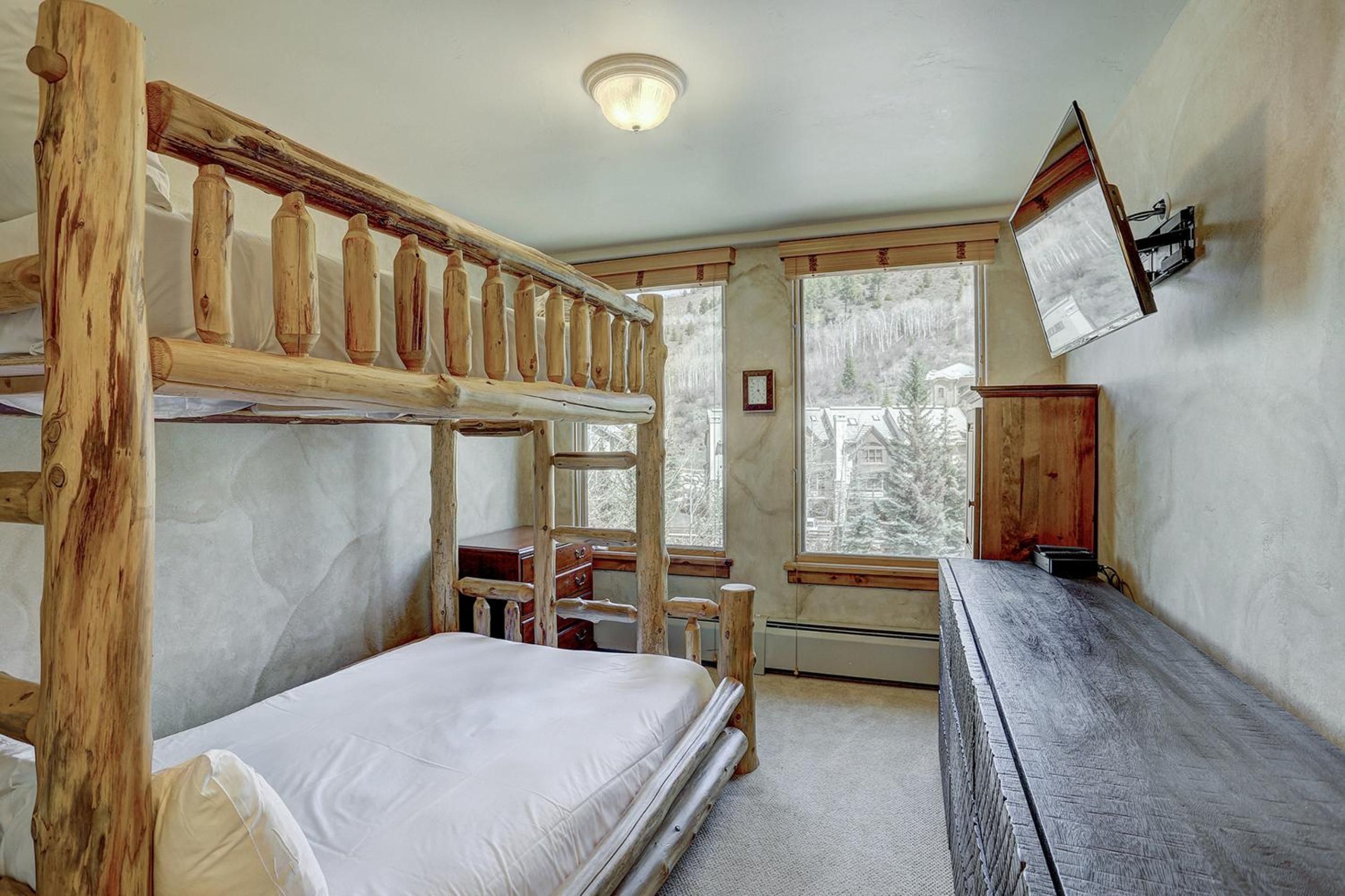 Elkhorn Lodge - Property Image 82