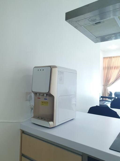 Southbay Seaview Condo A16 #10minQueensbay #15minSPICE photo 4
