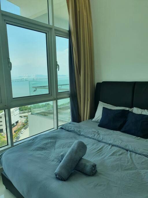 Southbay Seaview Condo A16 #10minQueensbay #15minSPICE photo 7