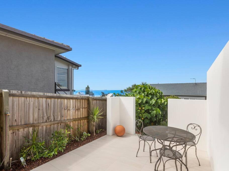 Hotel Sutherland Sunrise - Image 1