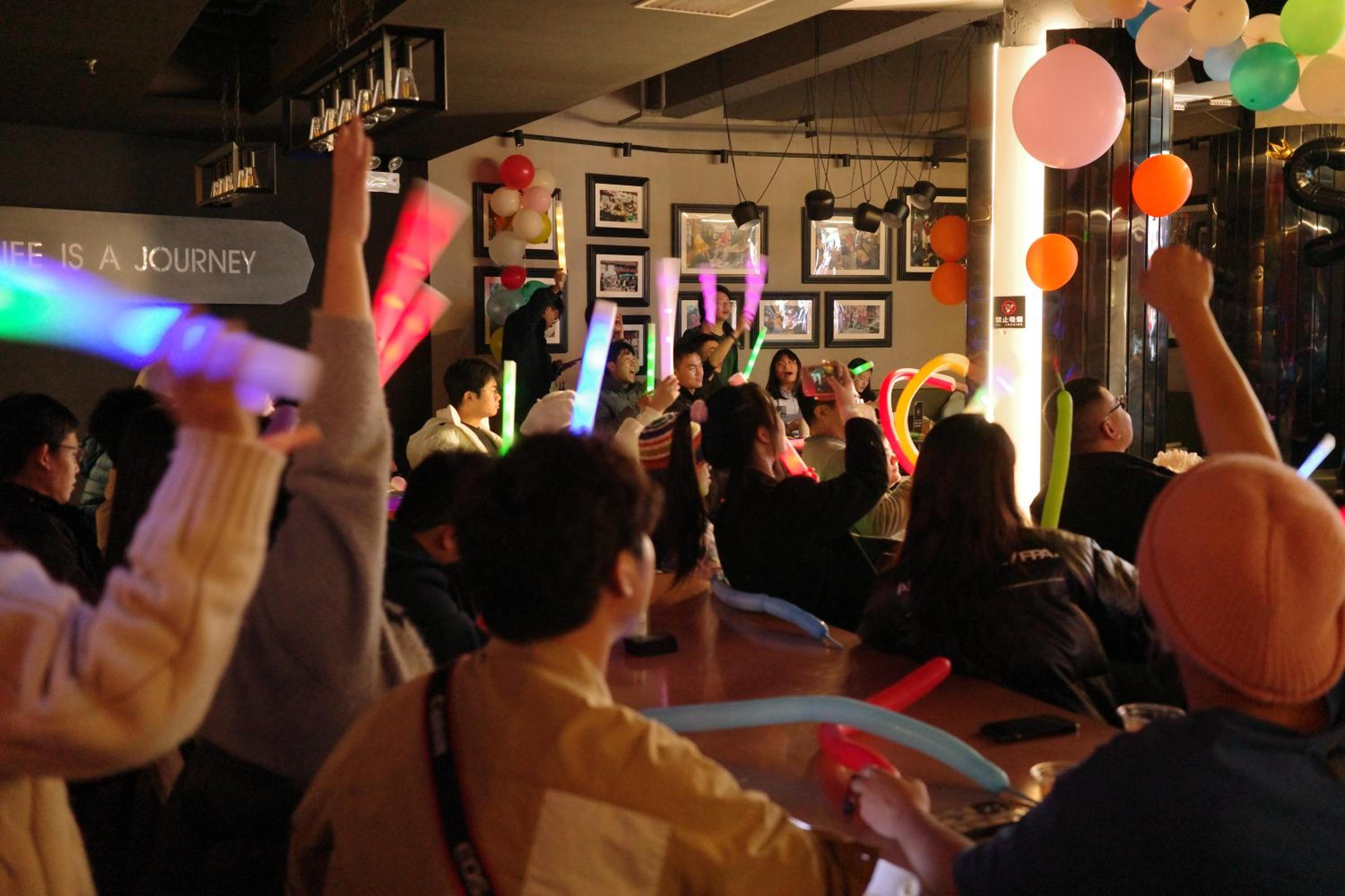 Changsha Desti Youth Park Hostel Wuyi Square-24H Reception&Cafe& Bar& Luggage Storage& Large Public Area