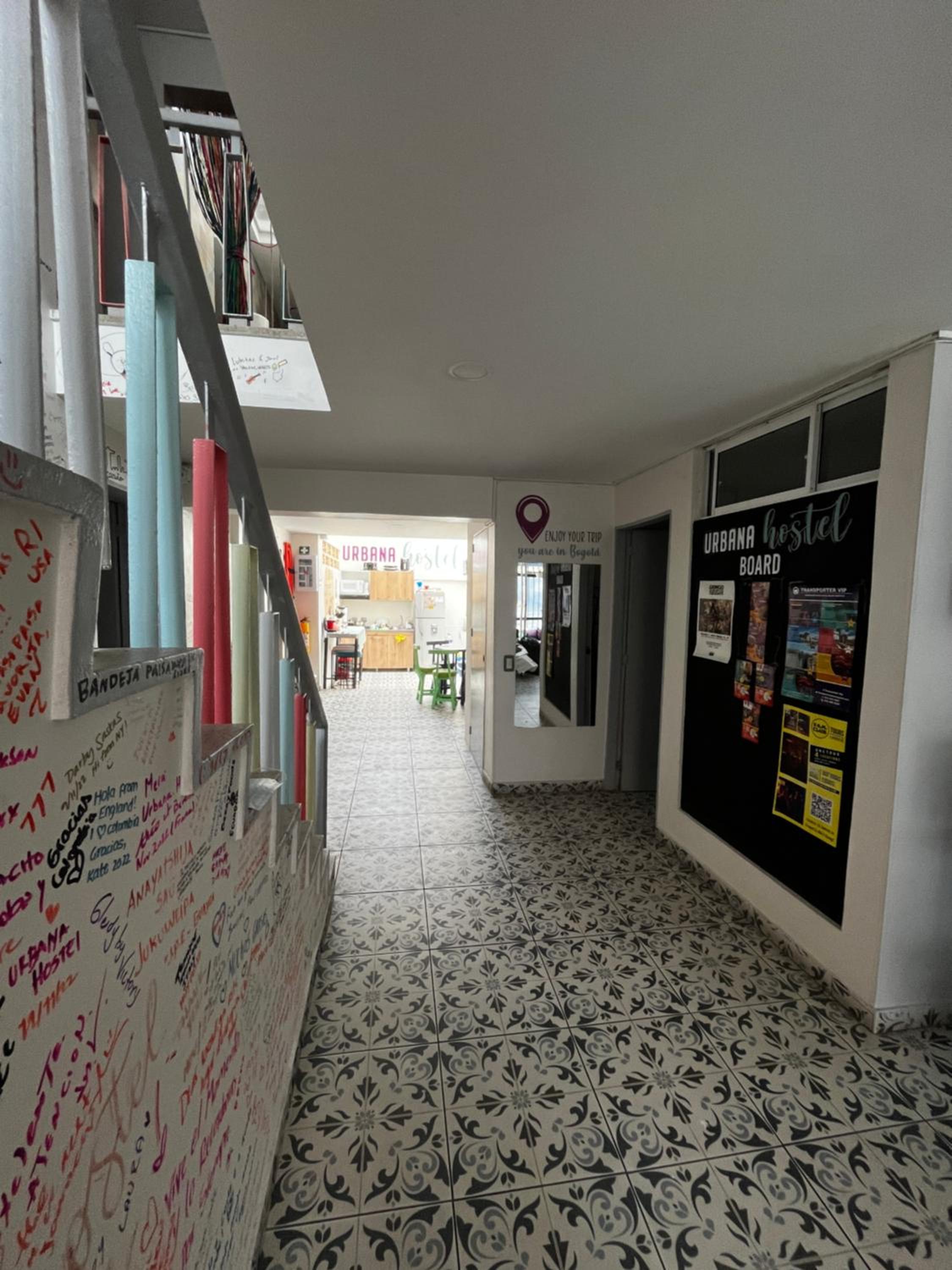 Urbana Hostel