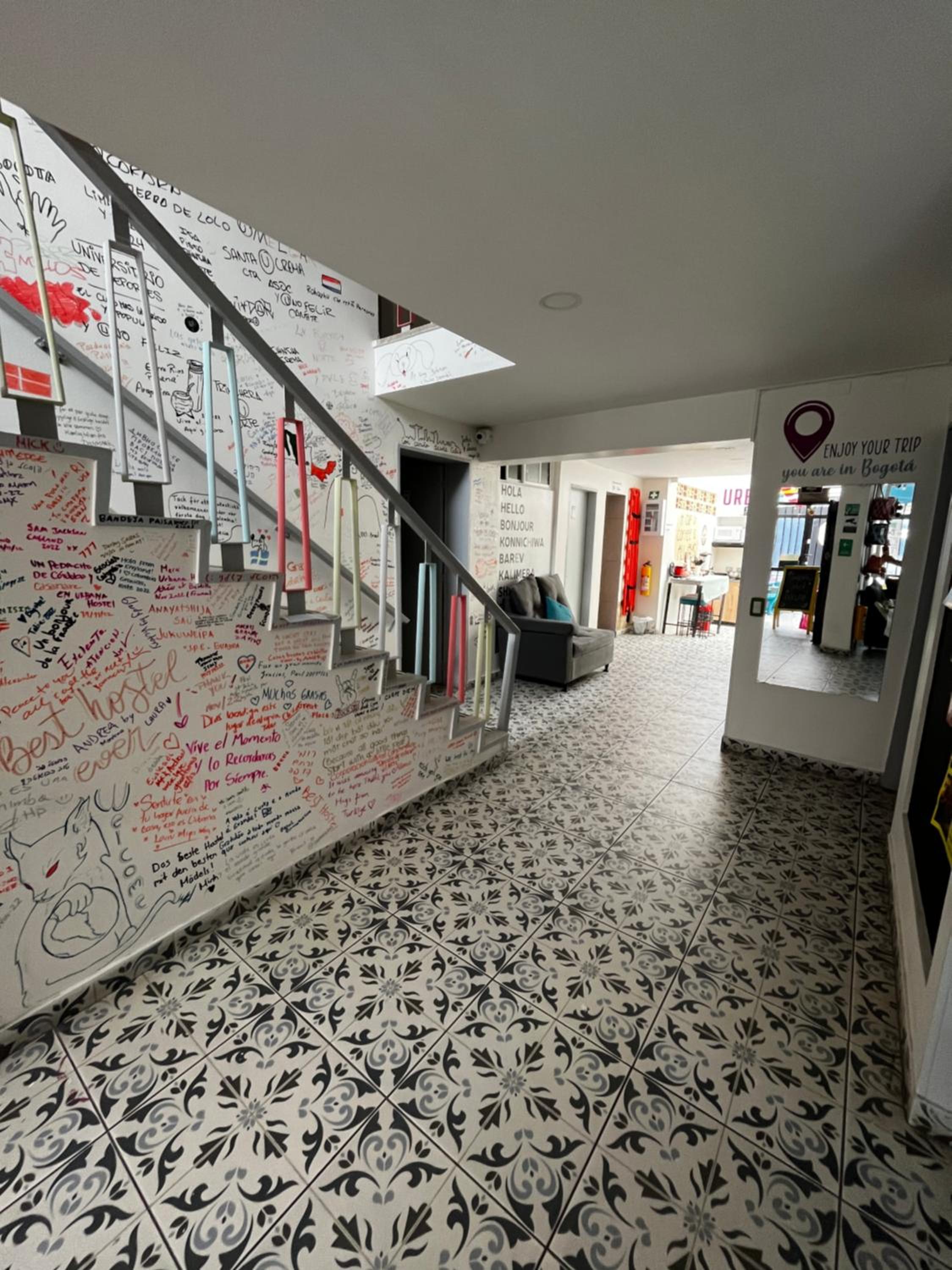 Urbana Hostel