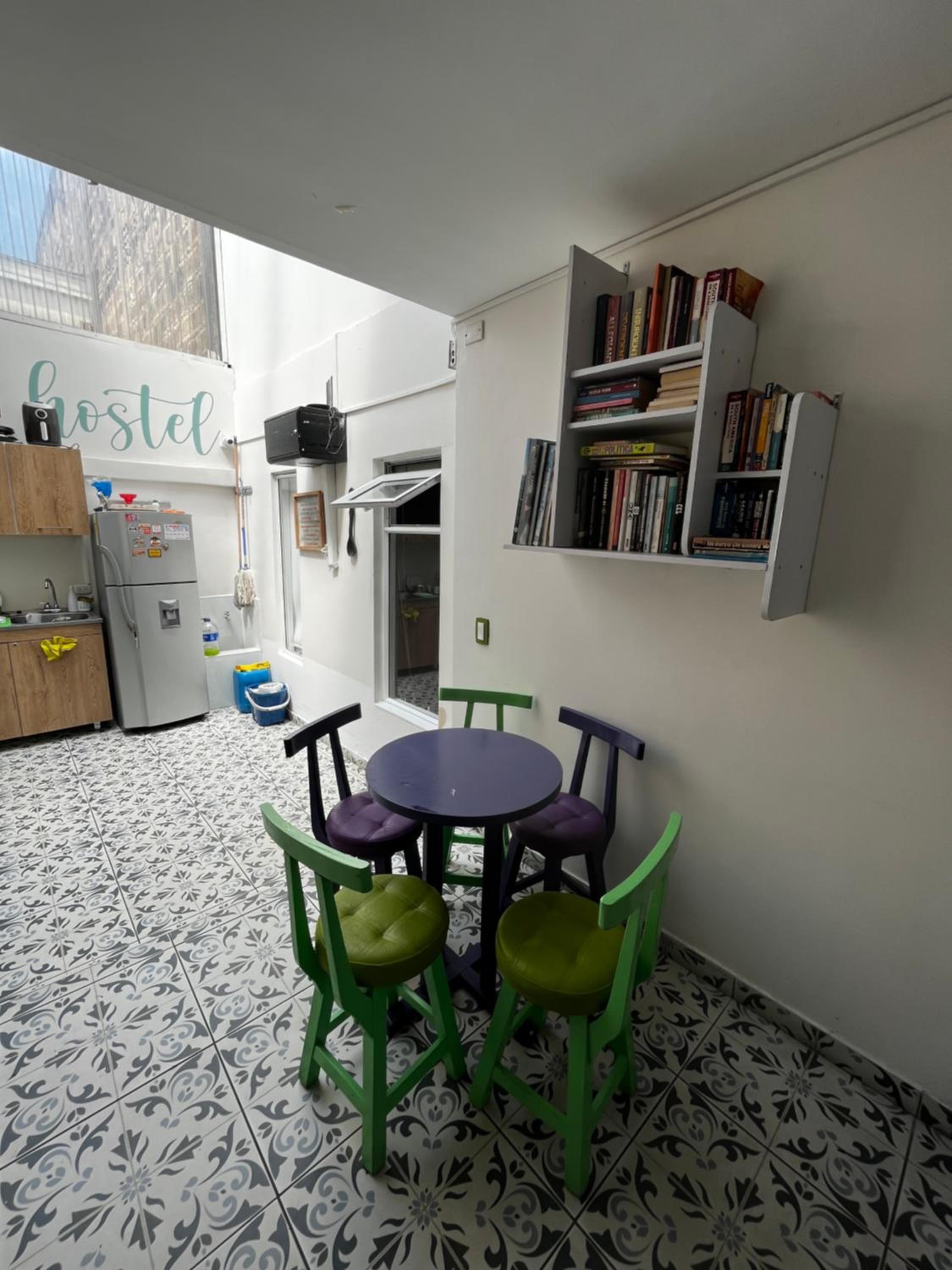 Urbana Hostel