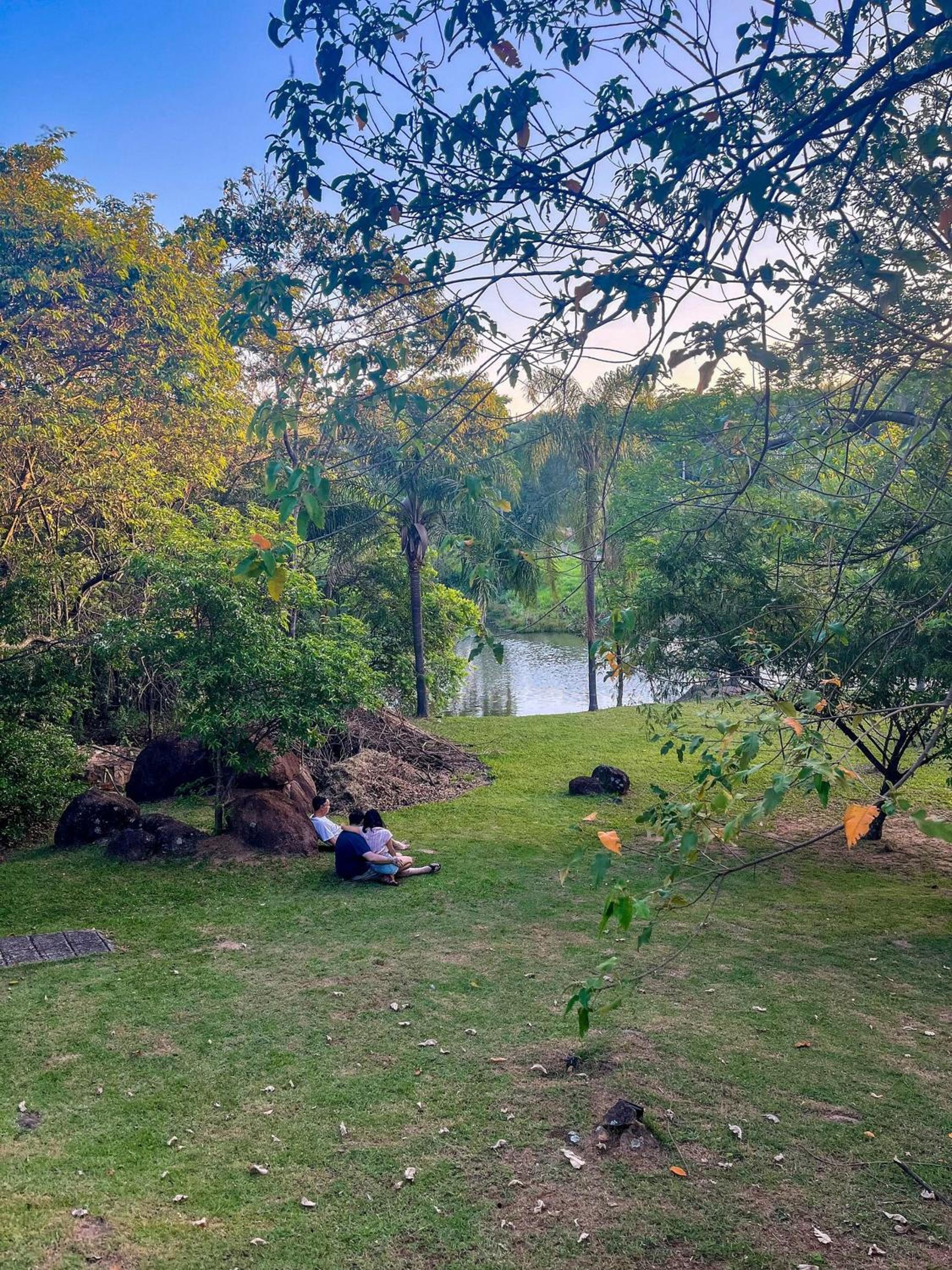 Chalé a beira de lago com churrasqueira em SP