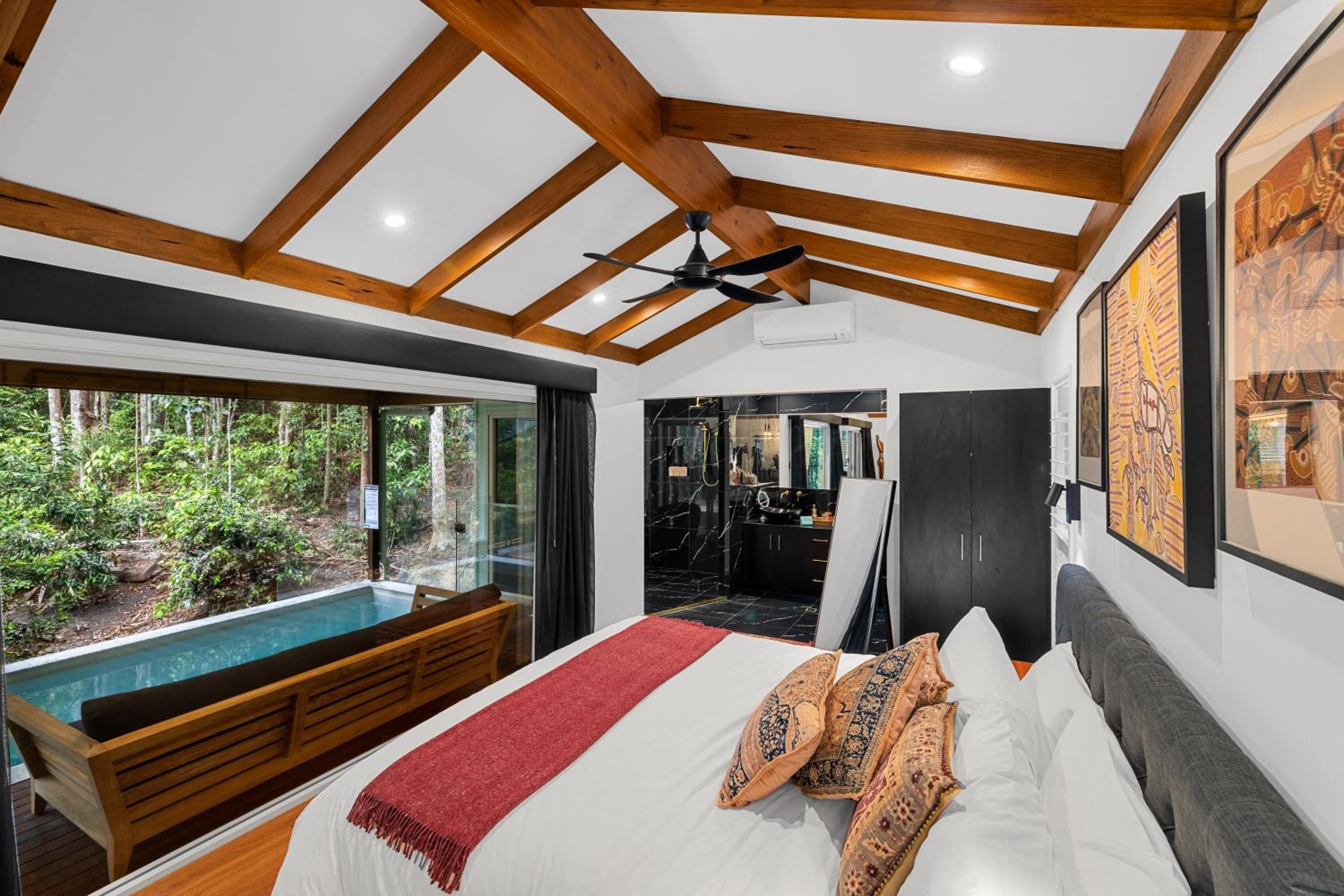 Narrows Escape Rainforest Retreat