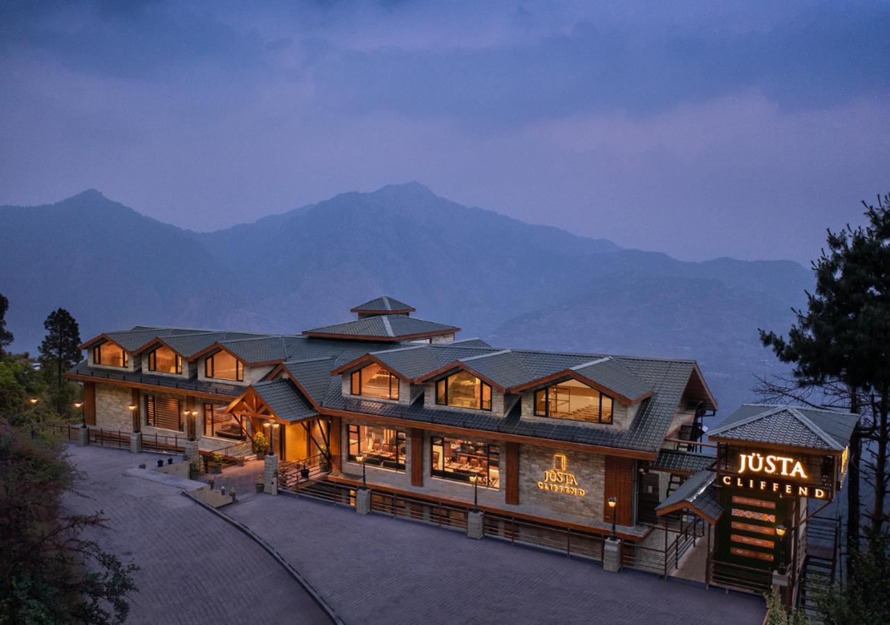 juSTa Cliffend Resort & Spa, Mashobra view 3