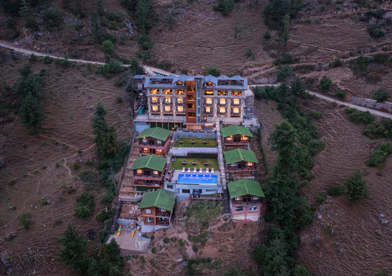 juSTa Cliffend Resort & Spa, Mashobra view 2
