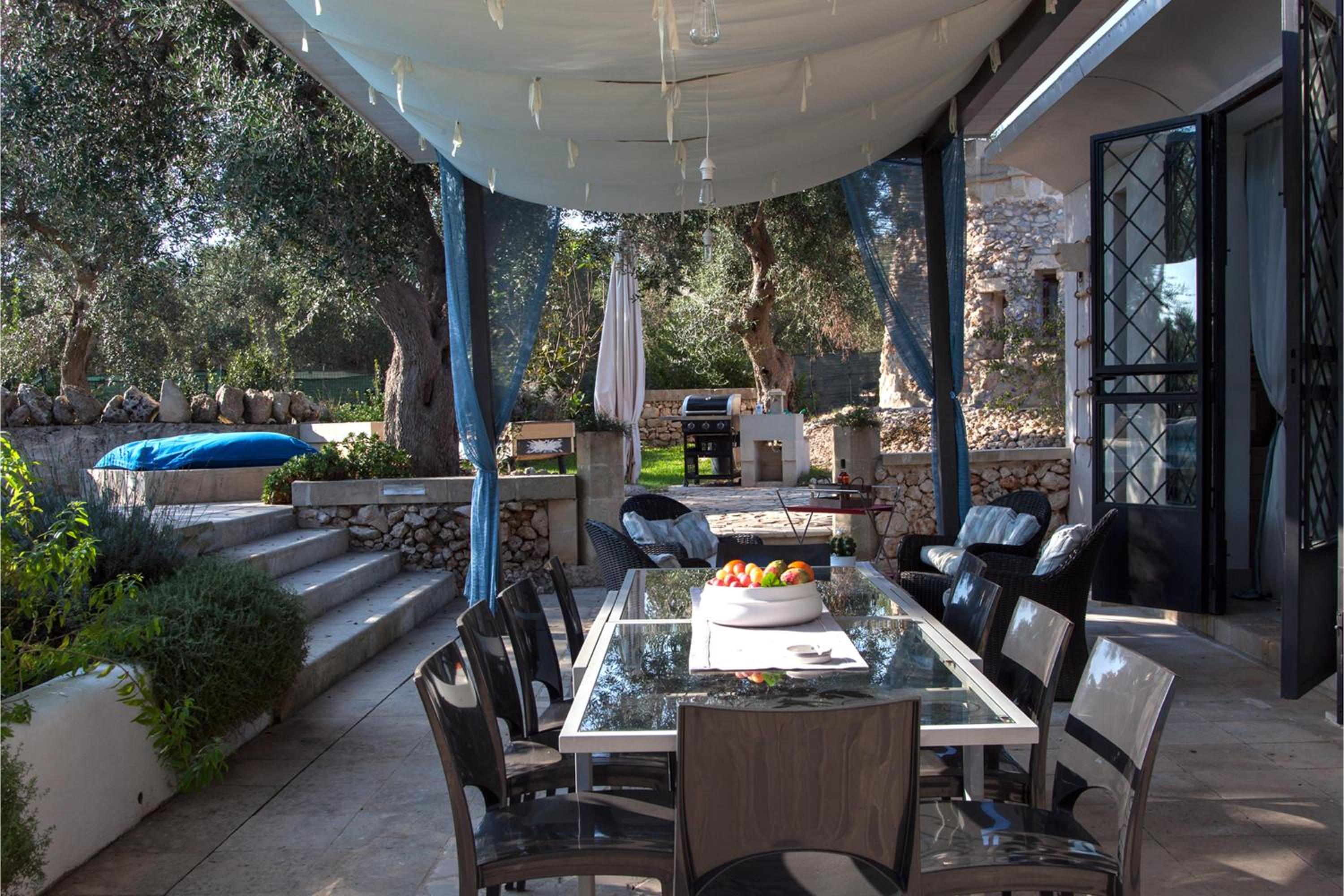 Tenuta Bouganville With Garden And Pool - Happy Rentals view 3