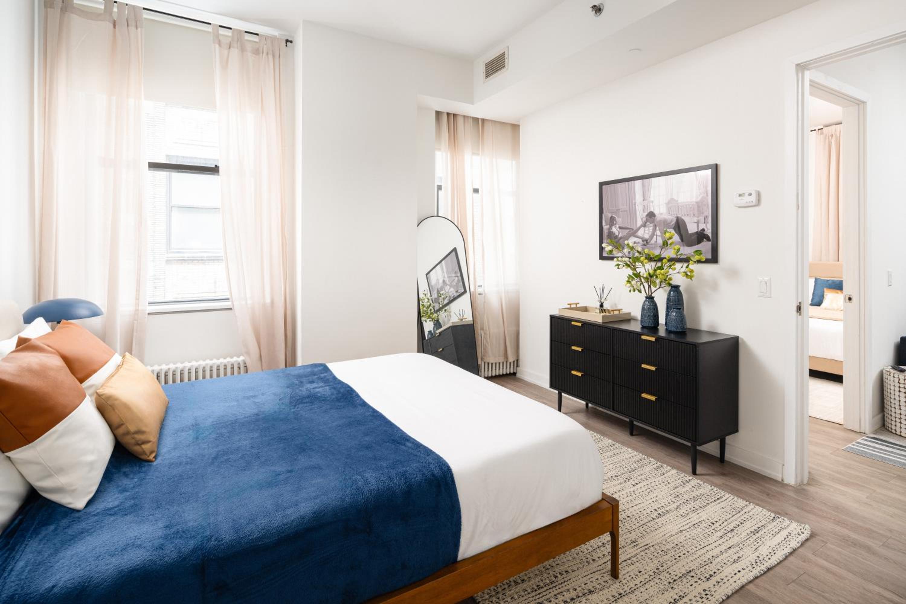 Luxury 2BD nr Wall St Gym Rooftop w/d