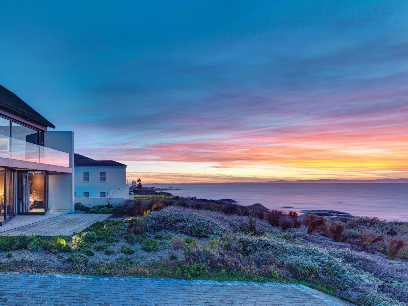 Silver Bay Villa