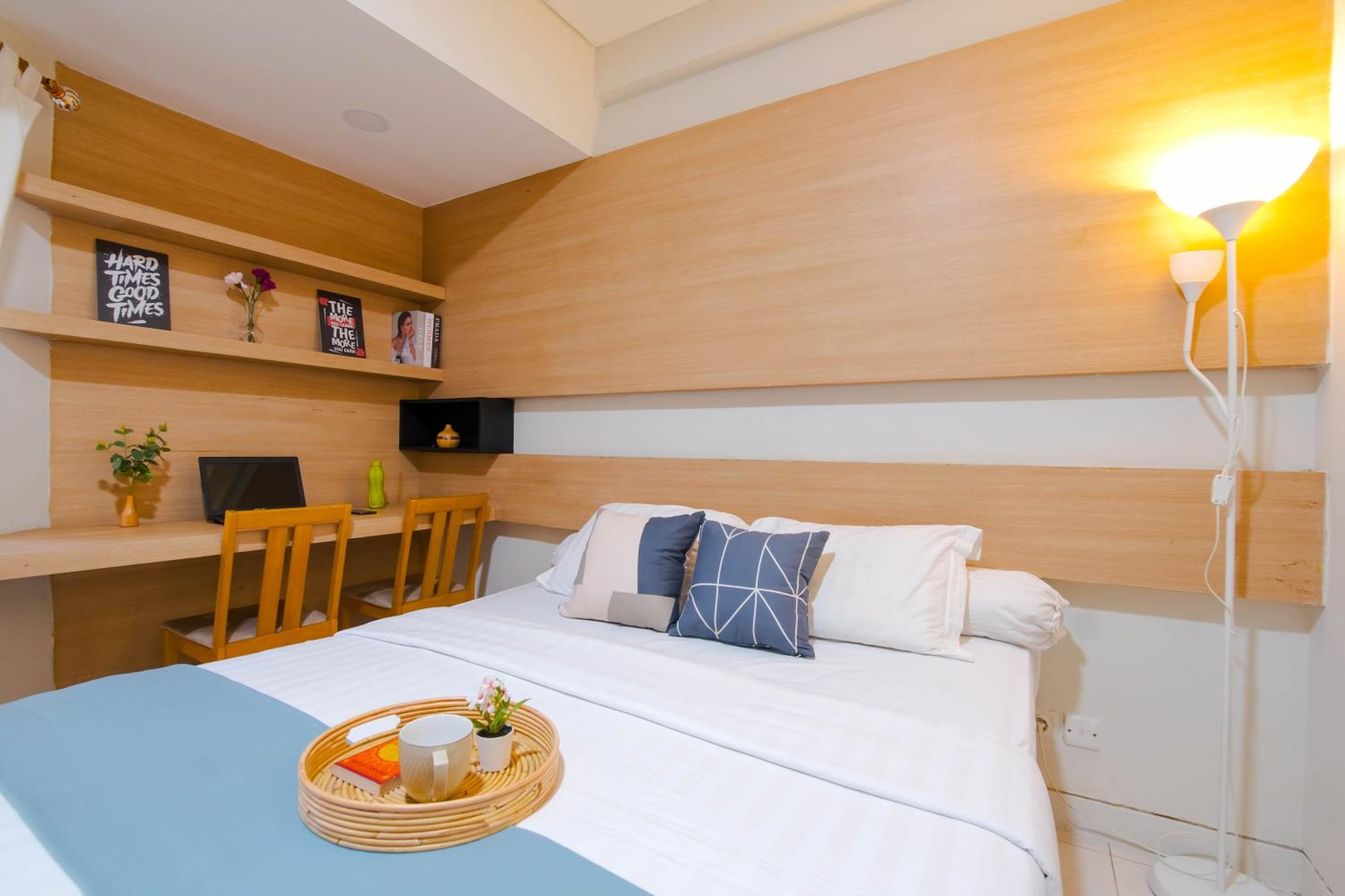 Tamansari Sudirman Apartment by AbdiHome view 5