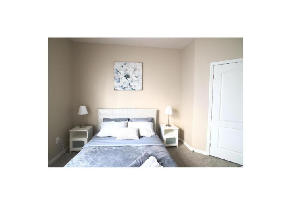 Queen Private Room in Shared Two Bedroom Apartment Marina Del Rey & Venice - Sleeps 2 - Image 2