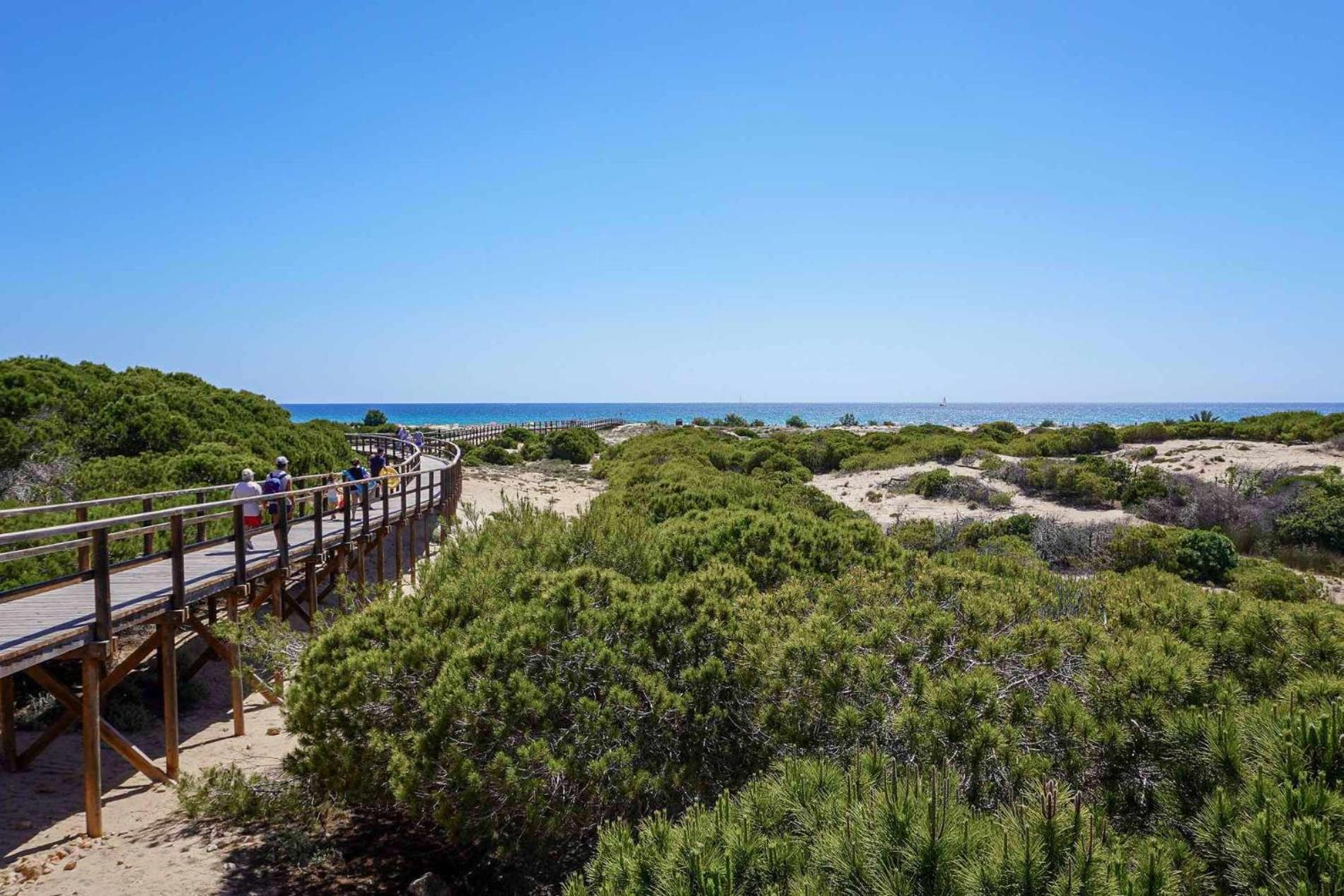 rentafive - Primera Línea - Arenales - Casa Pilar
