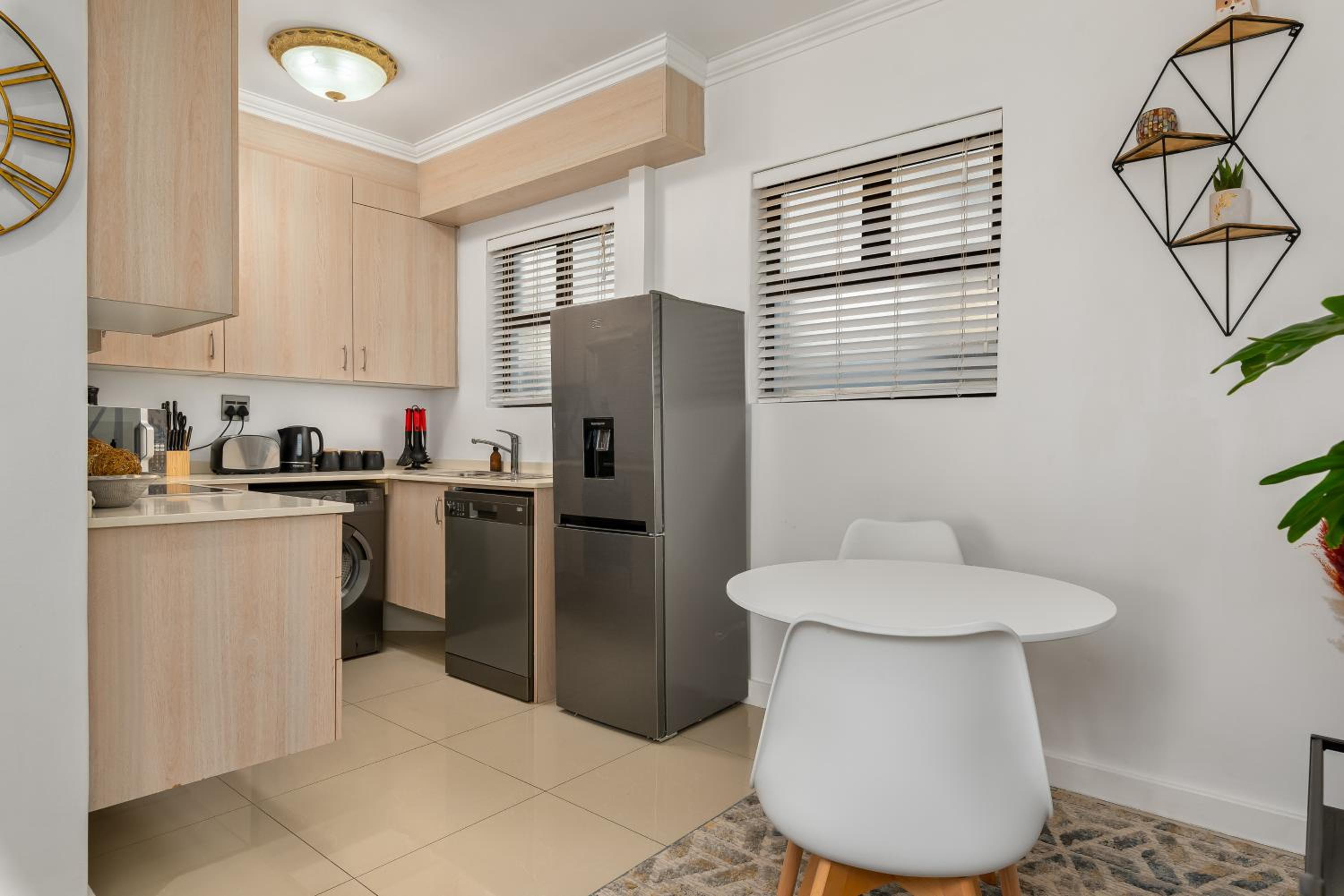Bay Point Apartments