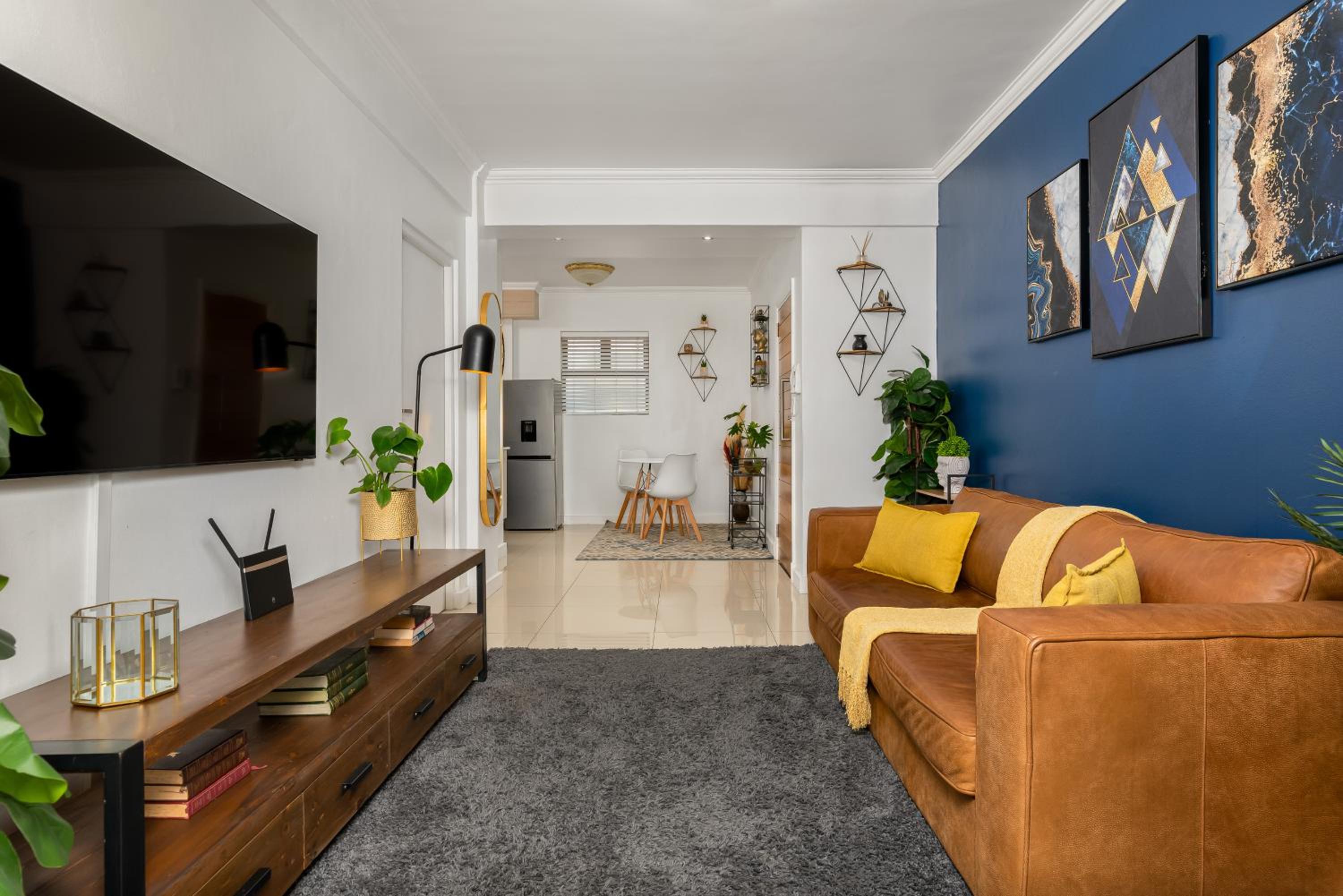 Bay Point Apartments