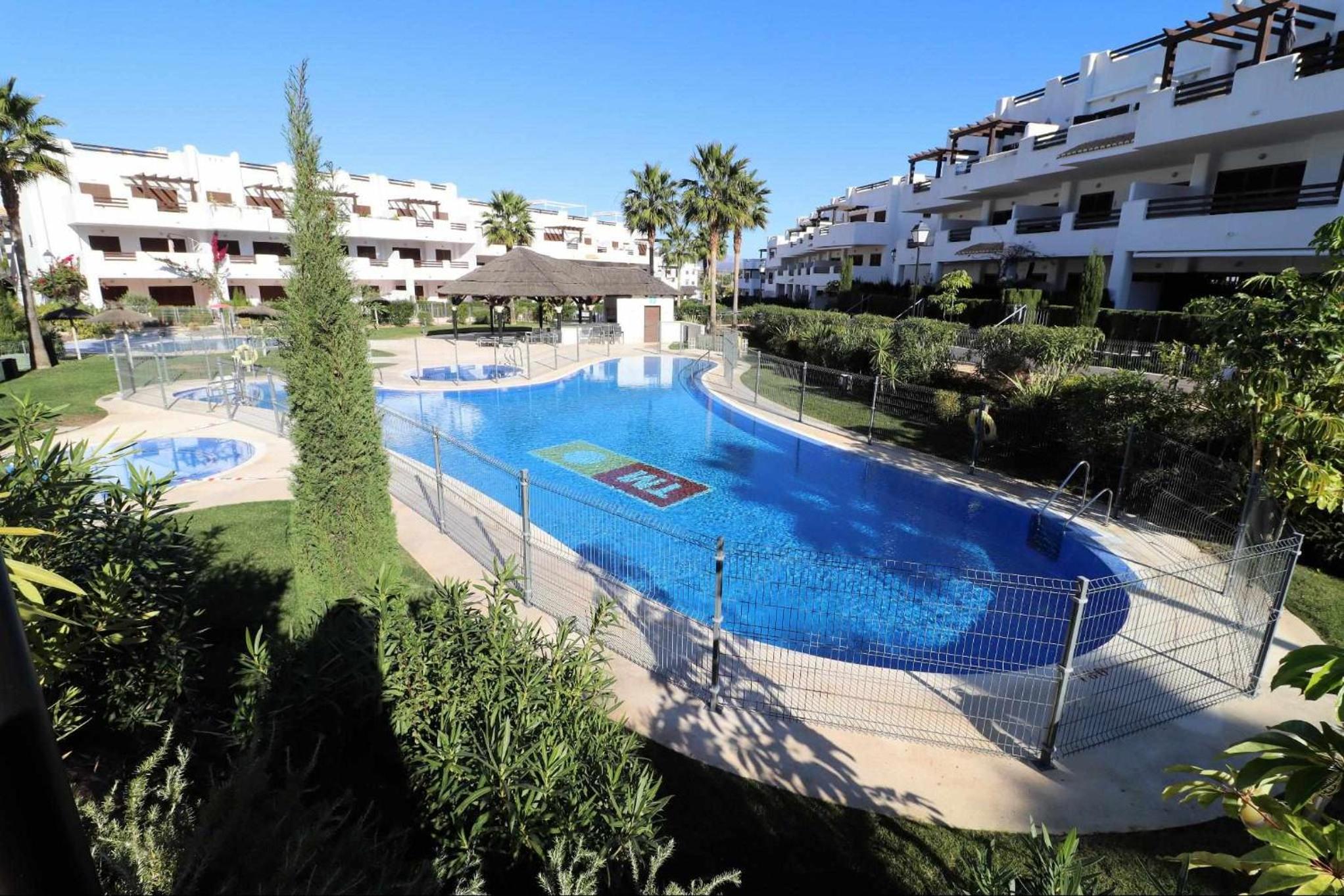 Casa Aguamarina apt con terraza y piscina