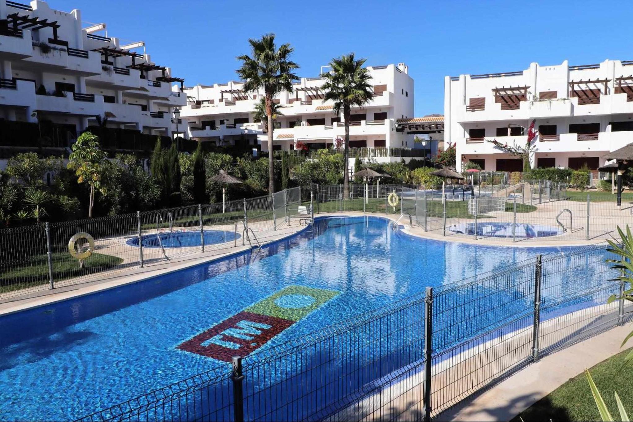 Casa Aguamarina apt con terraza y piscina