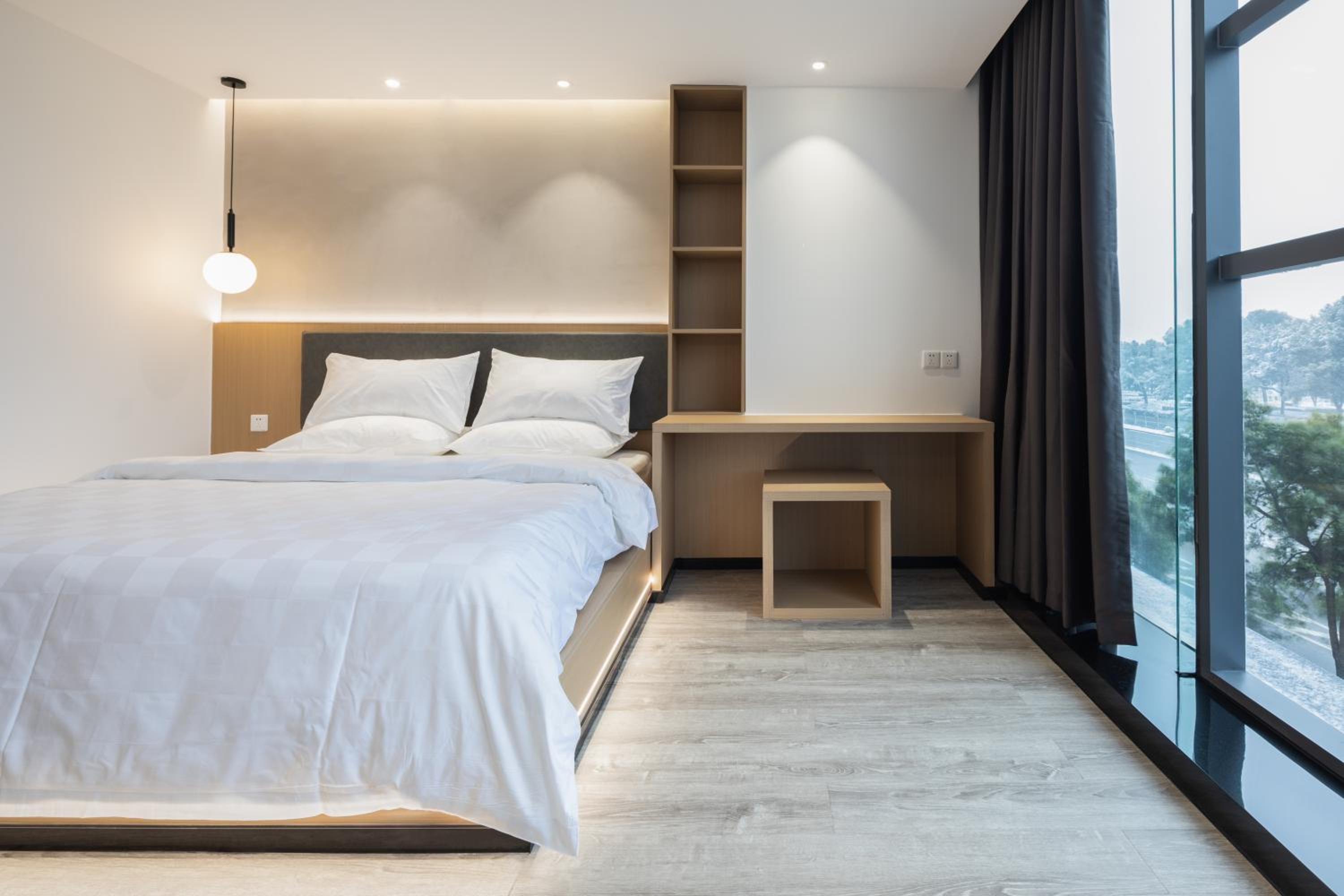 Changsha Desti Youth Park Hostel Wuyi Square-24H Reception&Cafe& Bar& Luggage Storage& Large Public Area