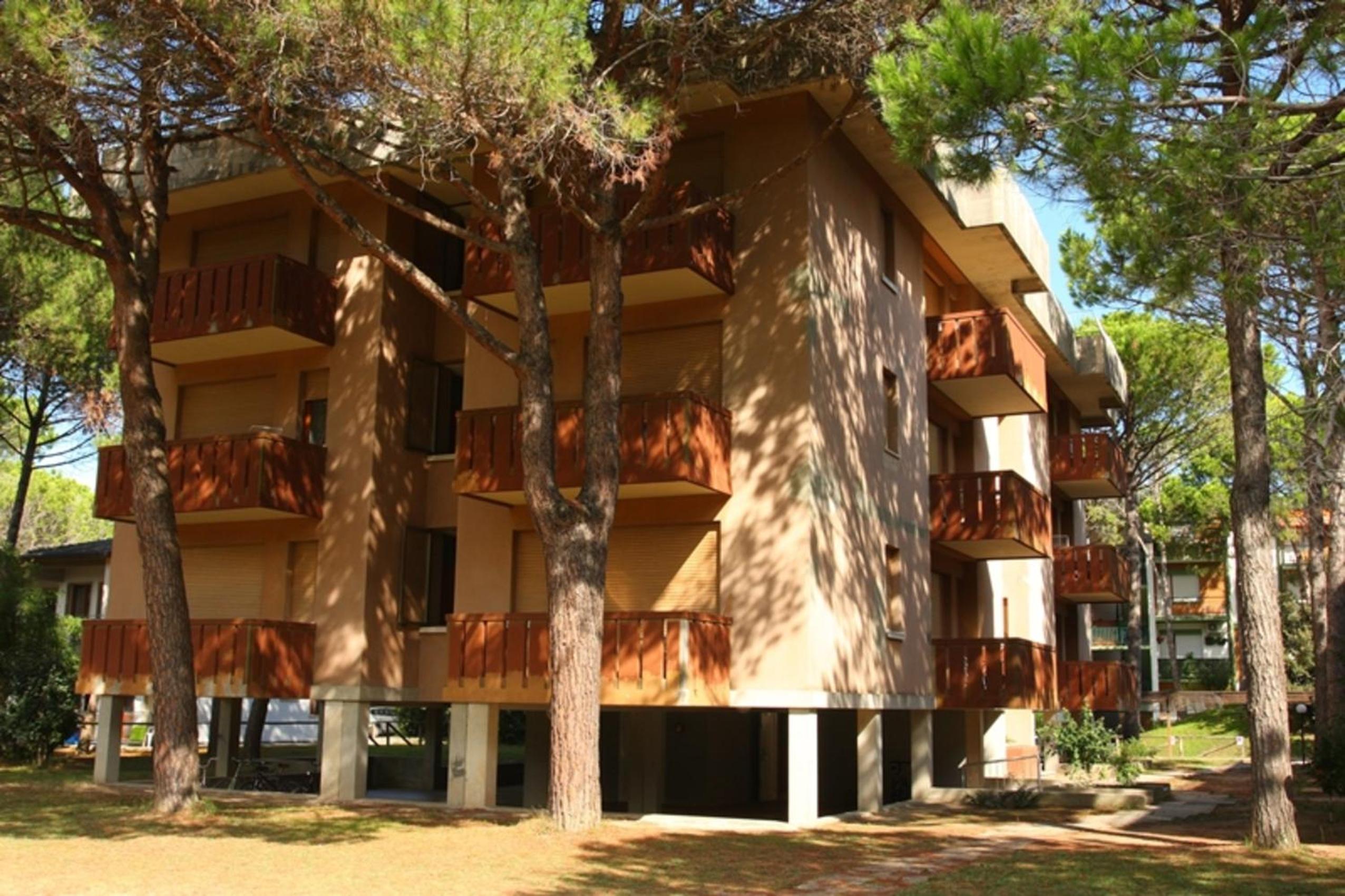 Enjoy a relaxing terrace in Bibione Pineda view 2