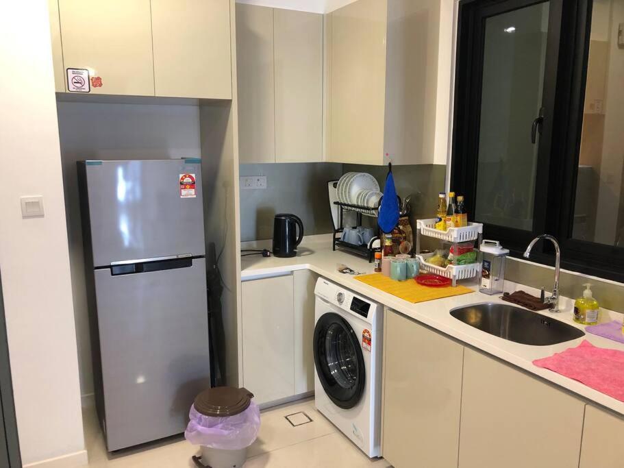 New Paradigm Residence @1-3/4pax