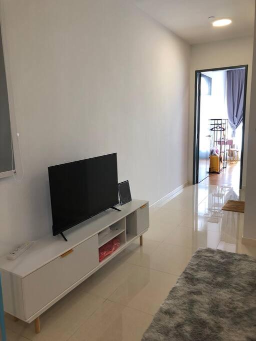 New Paradigm Residence @1-3/4pax