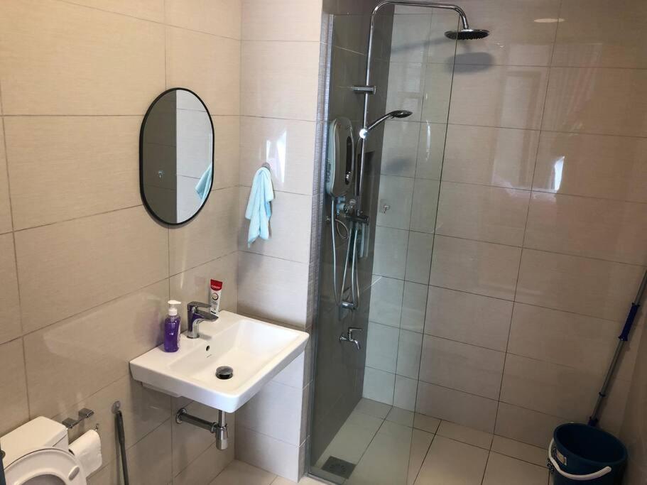 New Paradigm Residence @1-3/4pax
