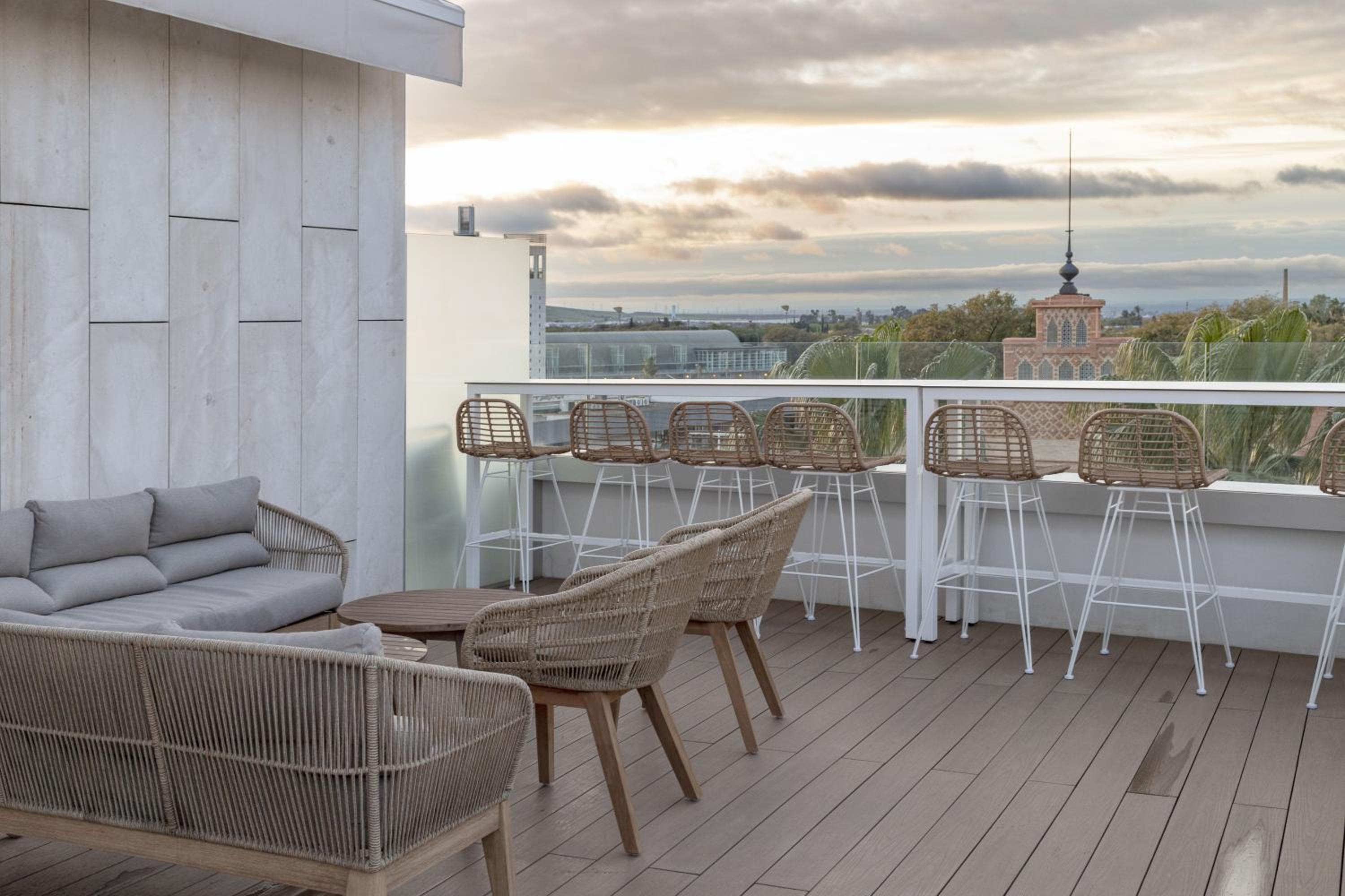 Hotel Petit Palace Vargas - Image 1