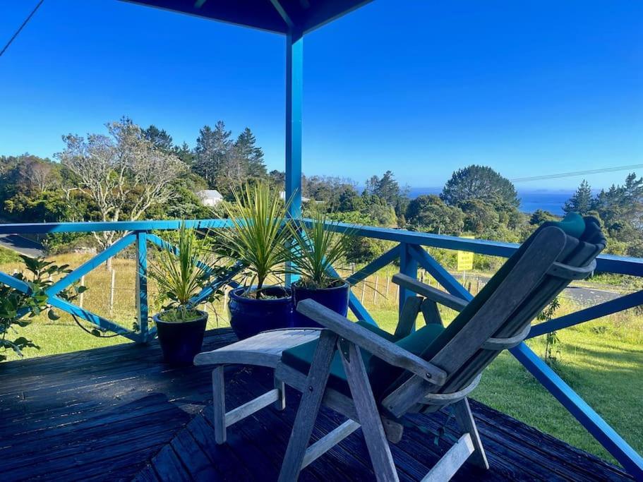 Matauri Bay Retreat - The Shearer's Cottage view 2