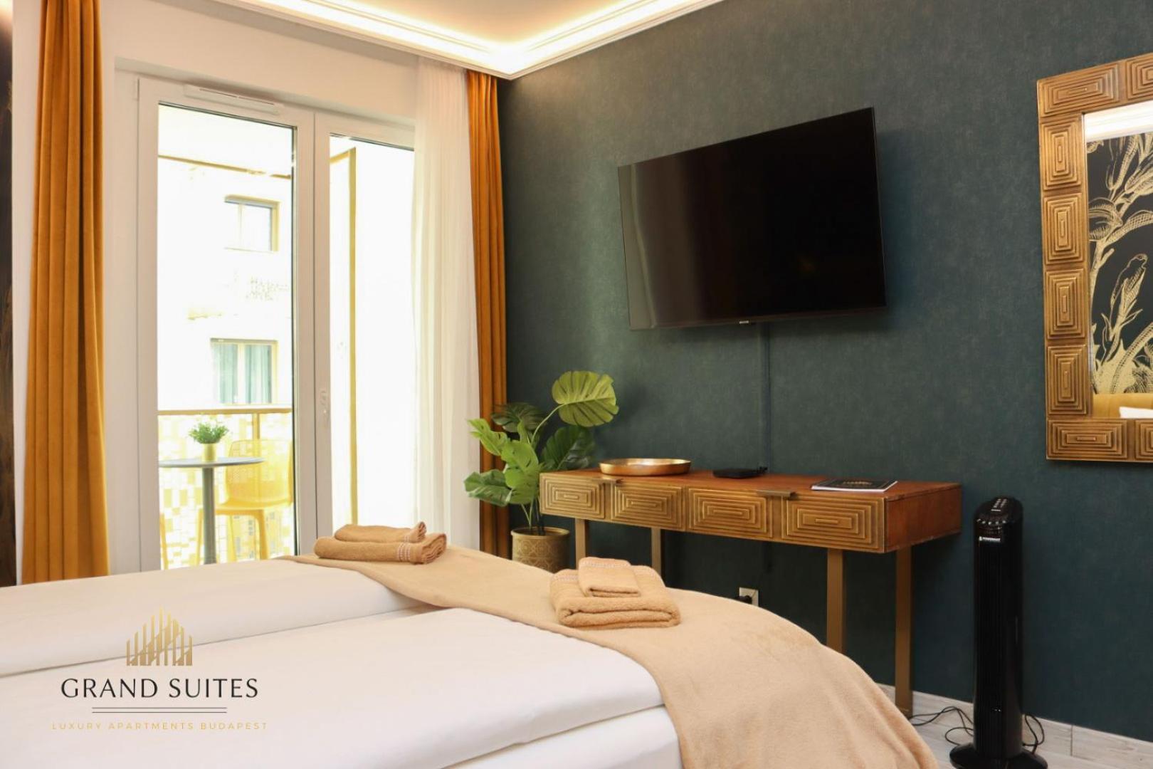 Grand Suites Central