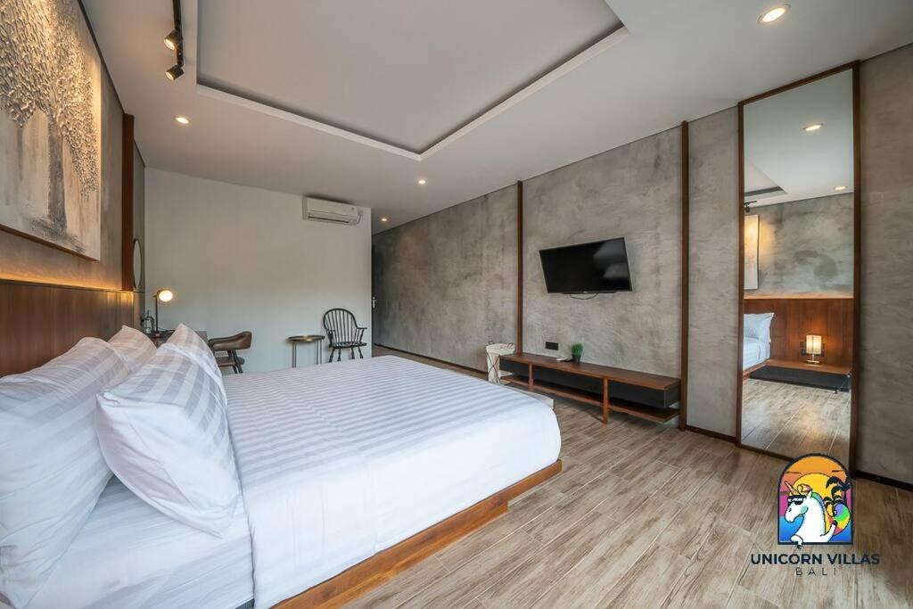 Villa Amethyst - by Unicorn Villas Bali view 4