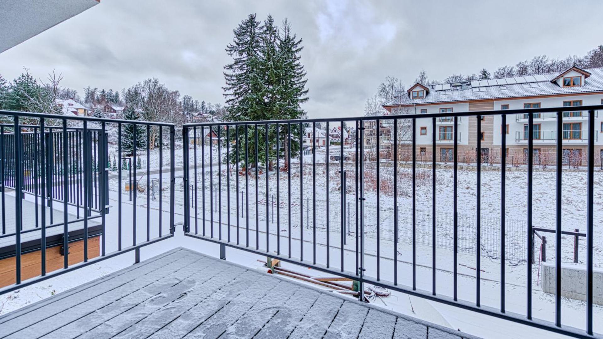 OSTOJA RESIDENCE VIP z sauną, strefą relaksu i pokojem zabaw by Royal Aparts