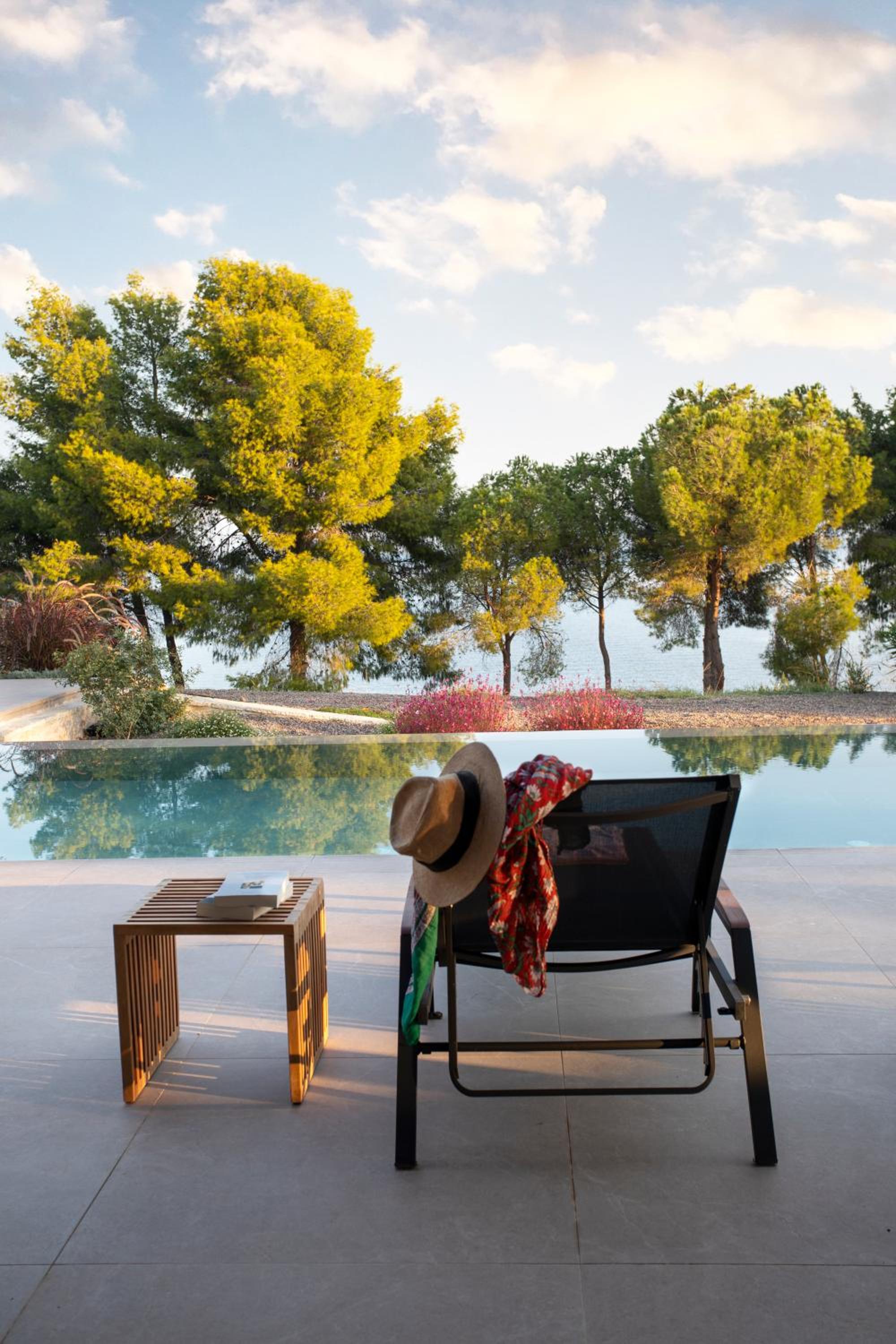Theros Estate