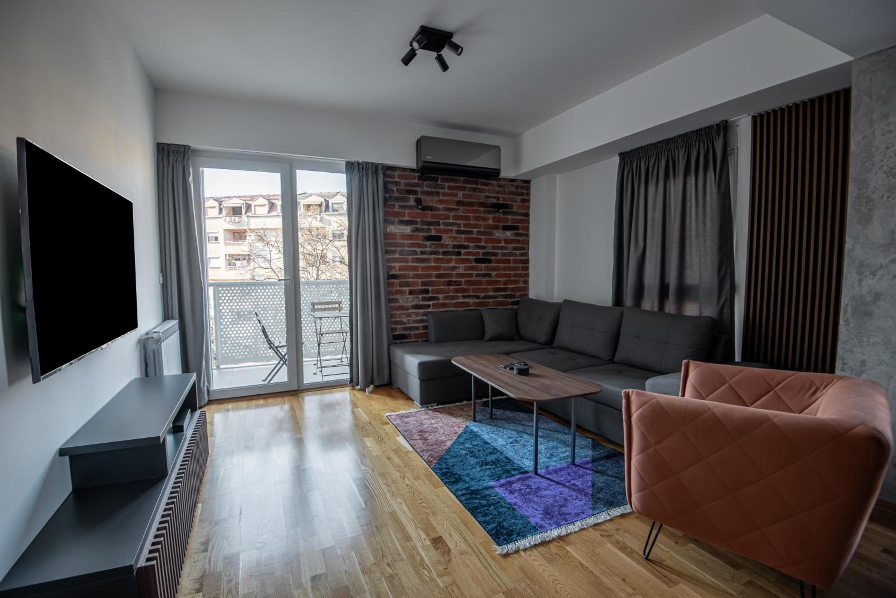 Luxury Apartment Adrianna 2 view 4