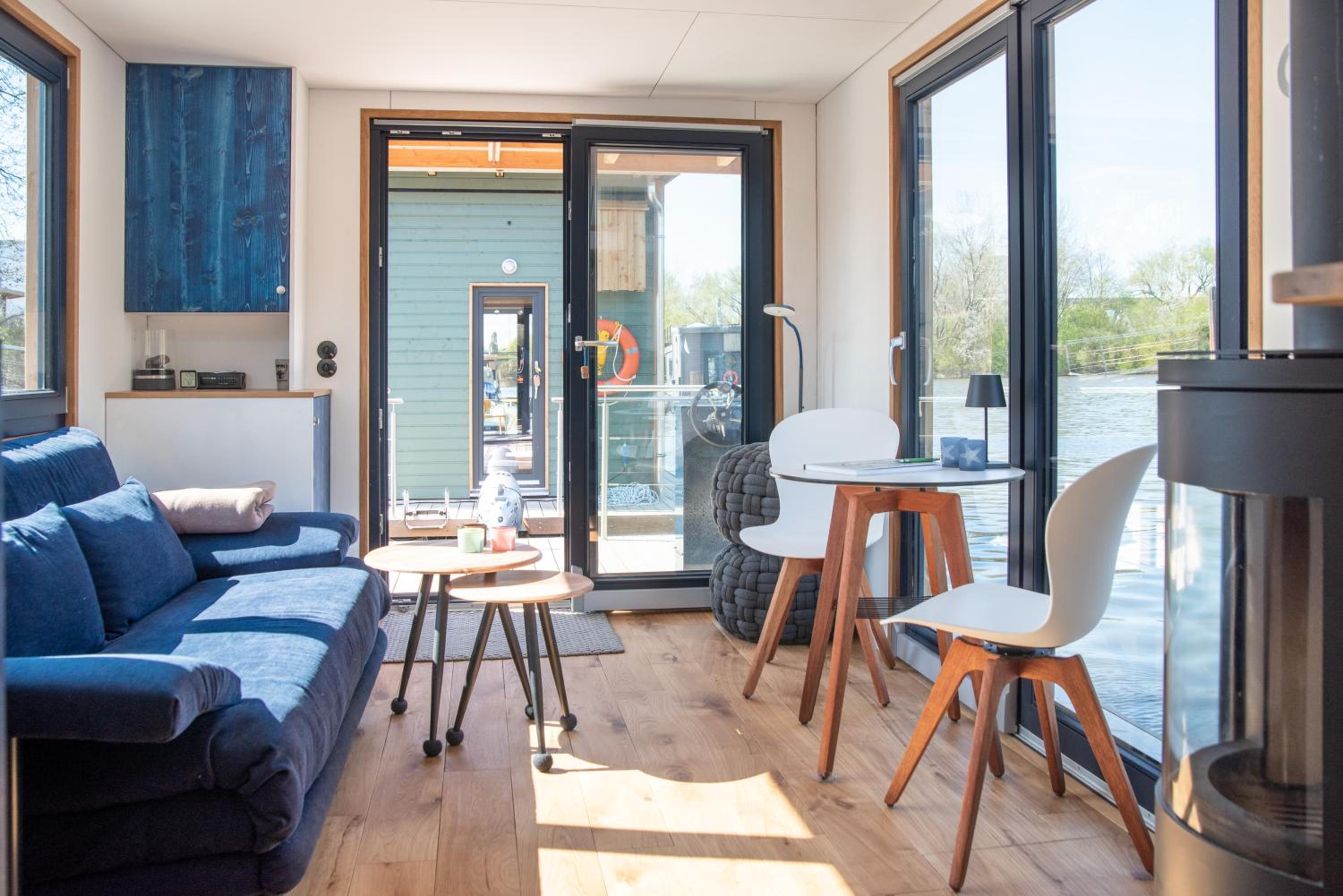 Undine - Wunderschönes Tiny Hausboot