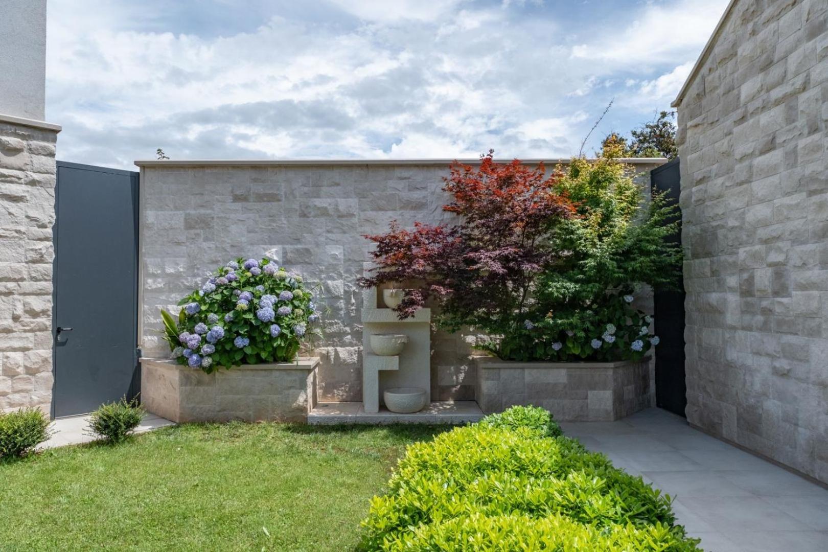 Luxury Villa Bracchia Magic Retreat II with large heated pool & wellness on Brač view 5