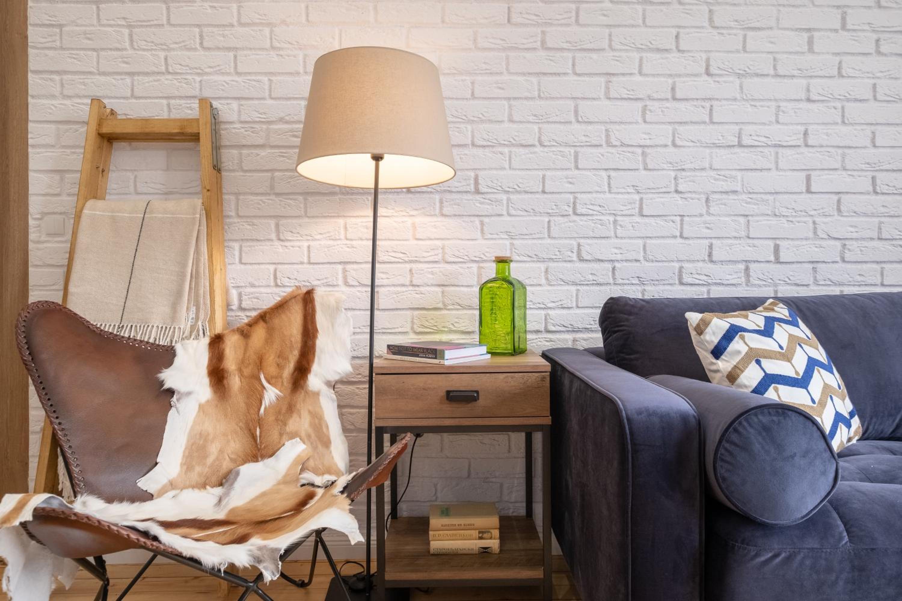 Stylish Gem 2BR Apartment with AC