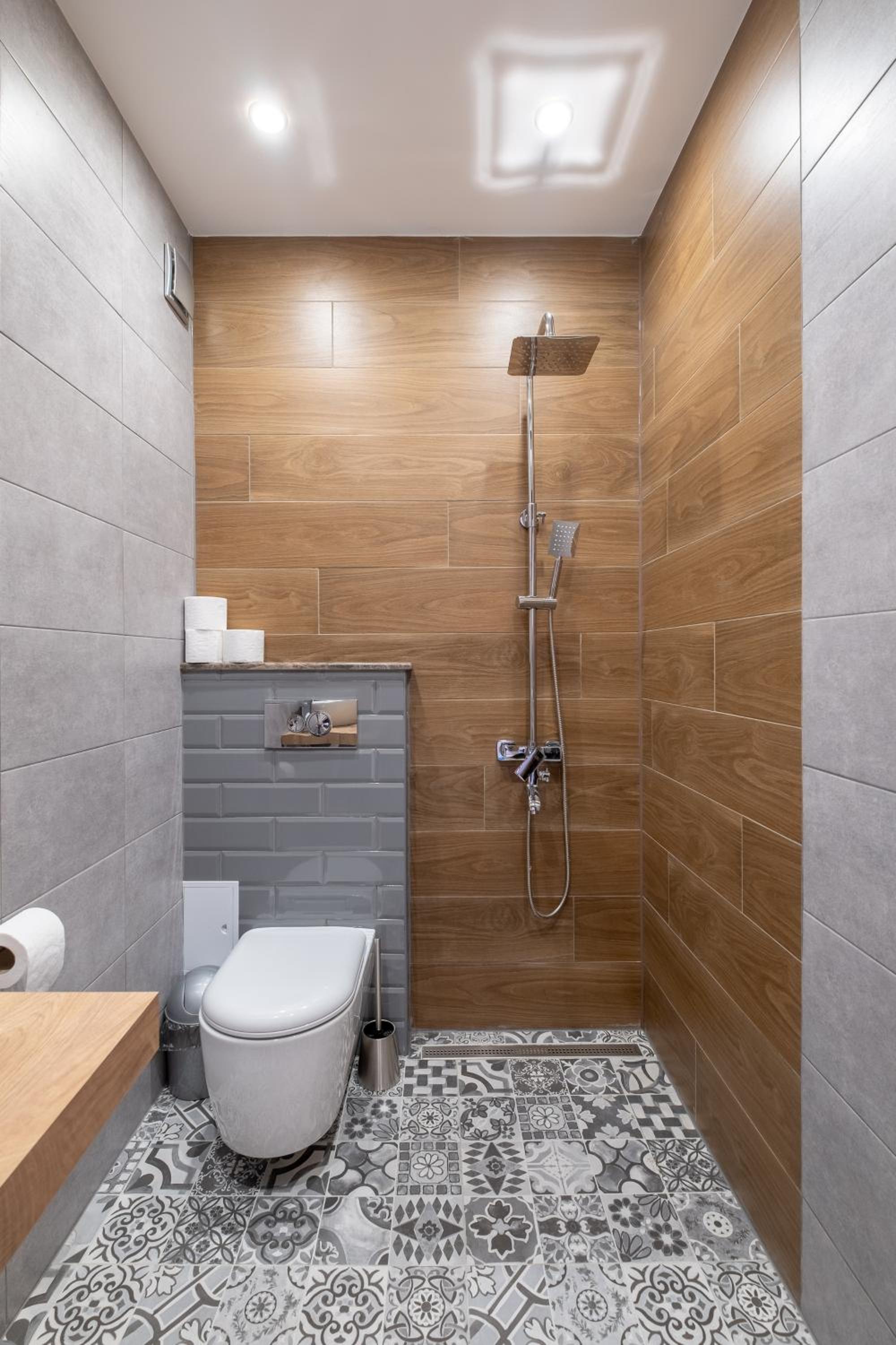 Stylish Gem 2BR Apartment with AC