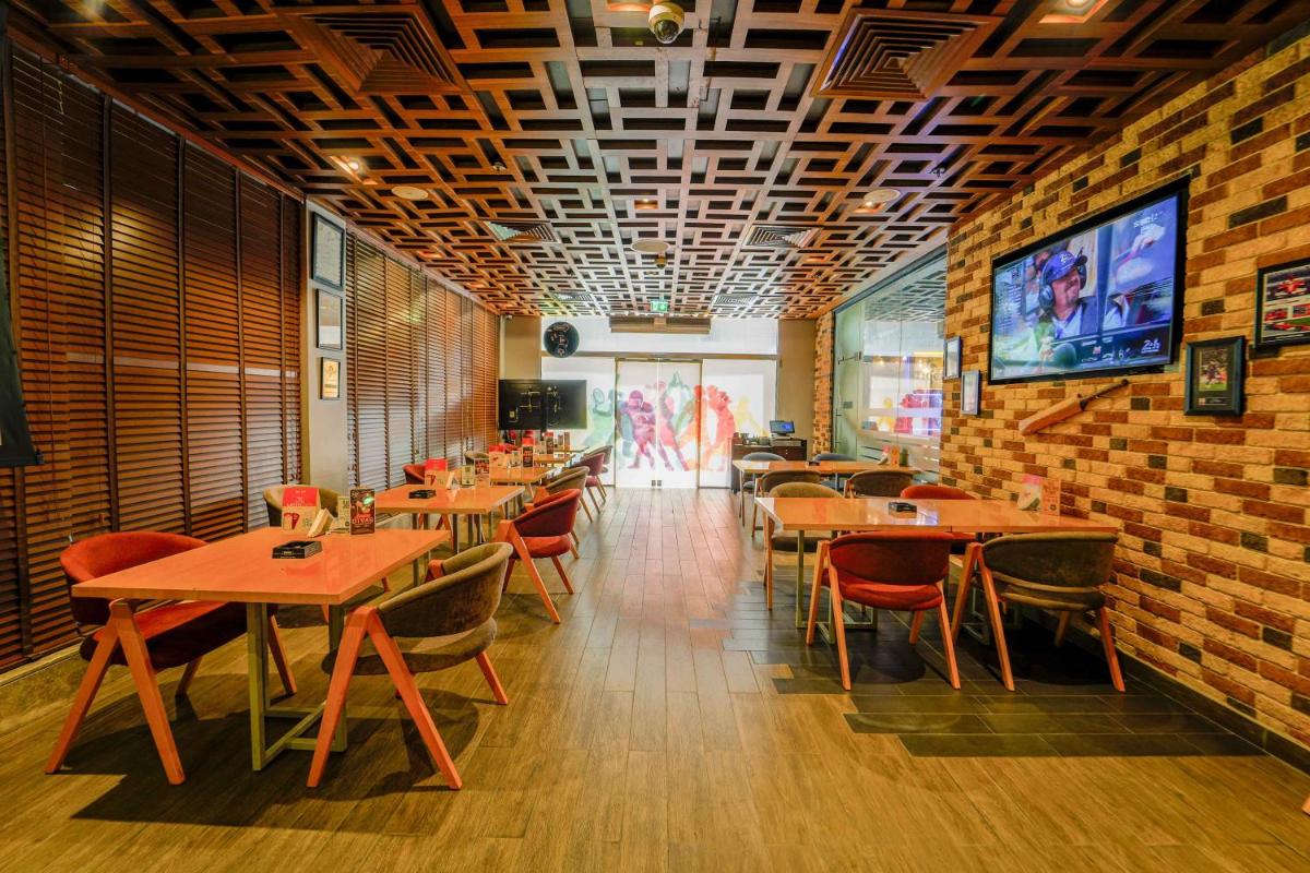 restaurant