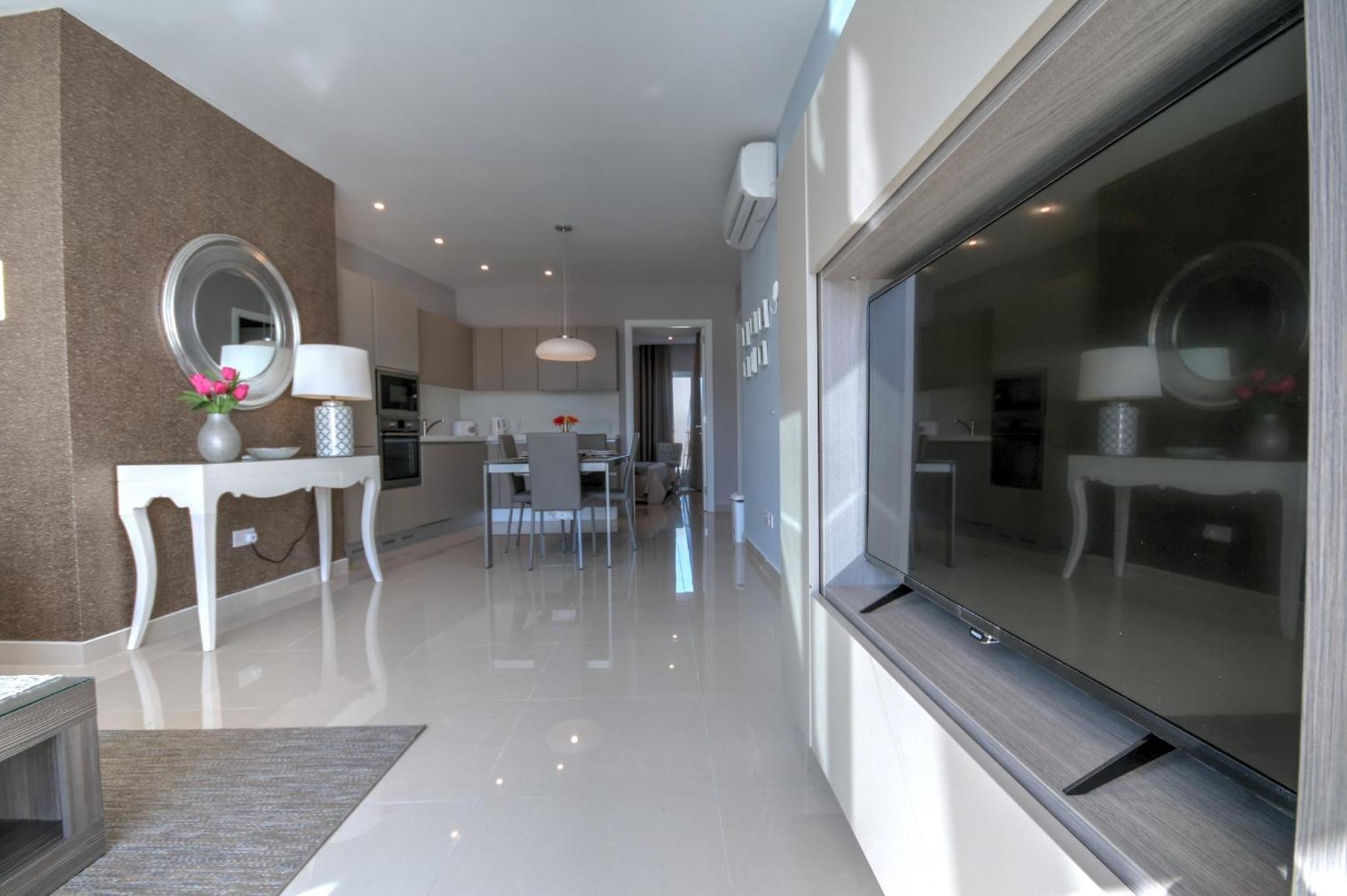 Penthouse Deluxe