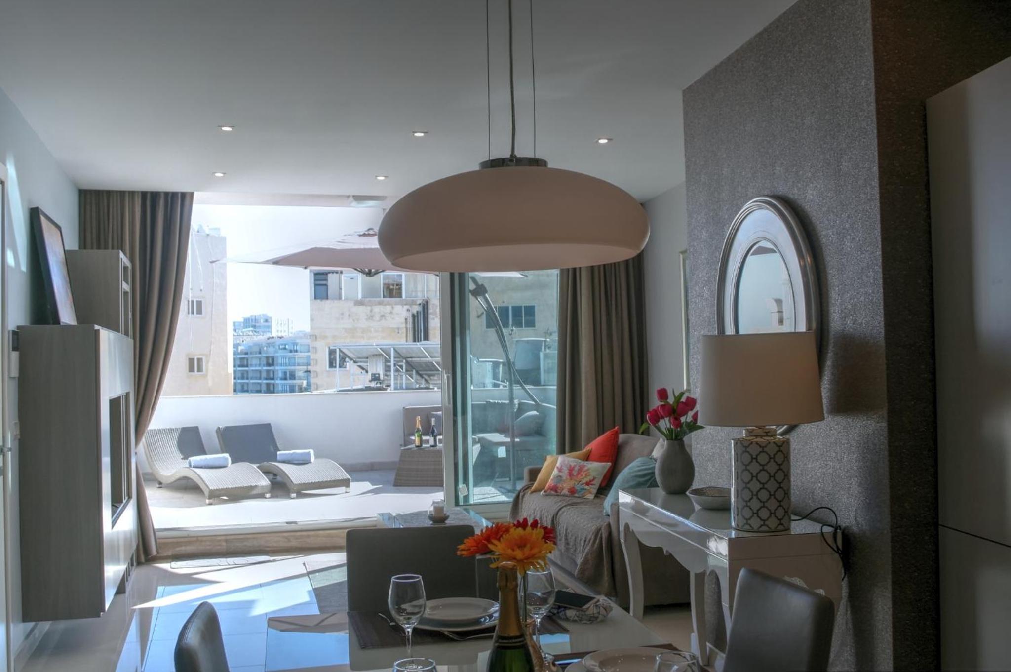 Penthouse Deluxe