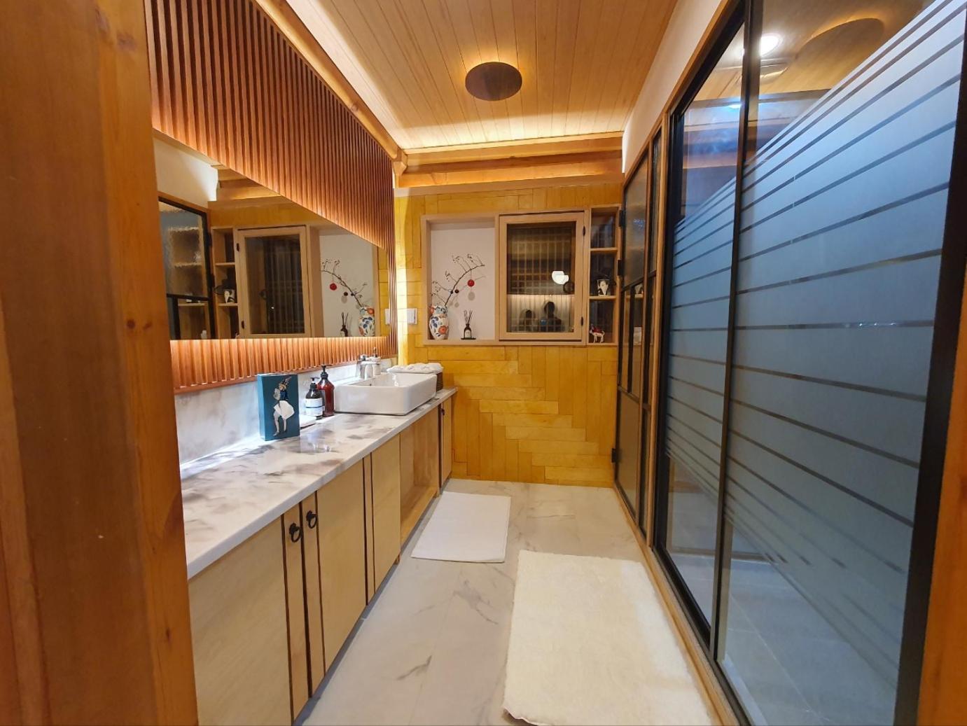 Haenggung stay Dalno - Suwon private house hanok view 3