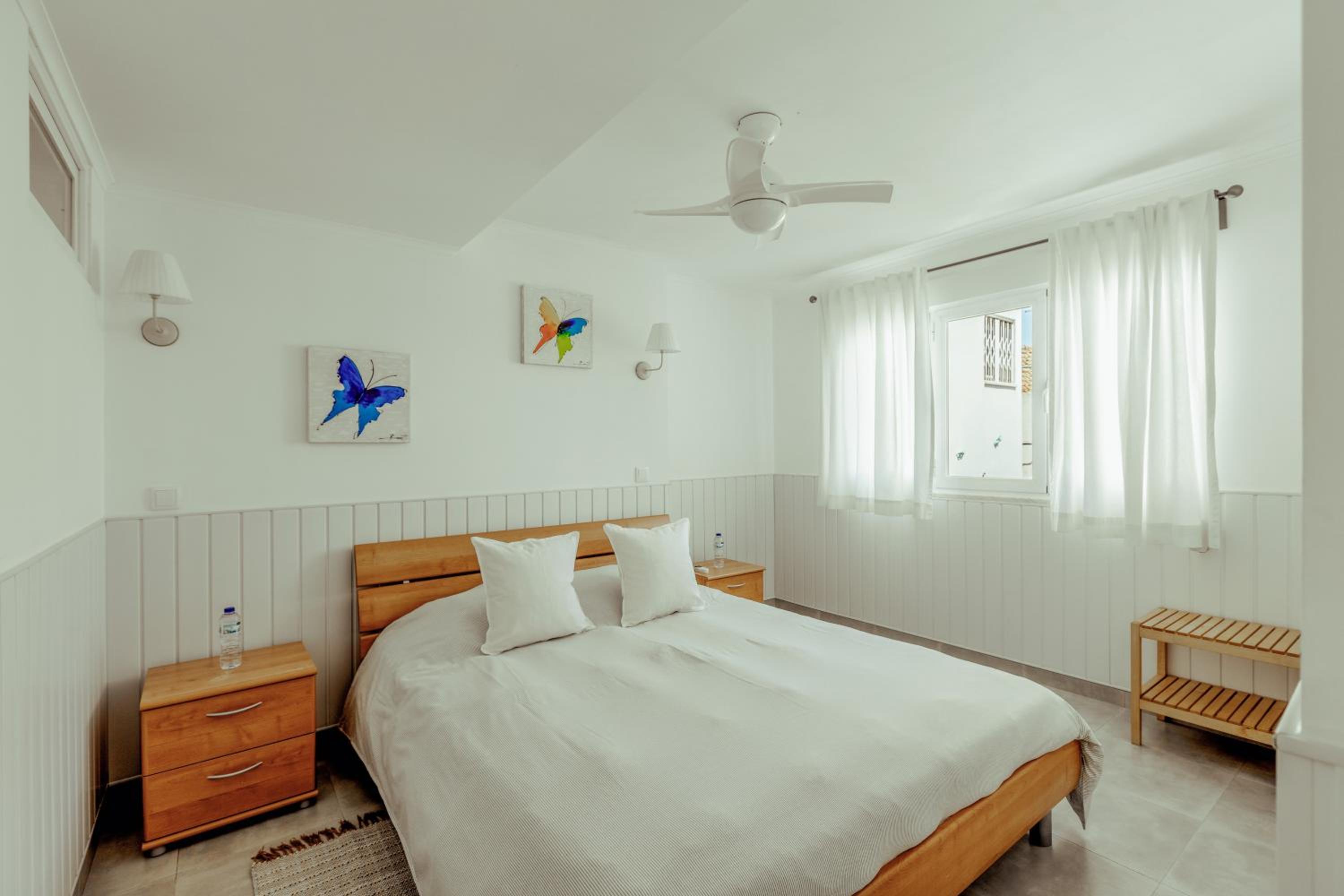Algés Village Casa 2 by Lisbon-Coast vacation