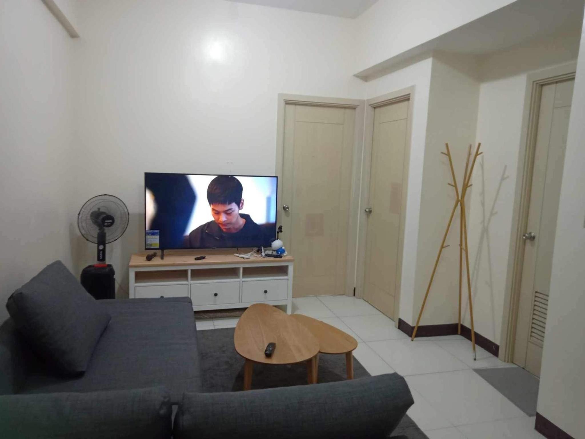 Casa Simbé - Château Elyseé Staycation Parañaque view 2
