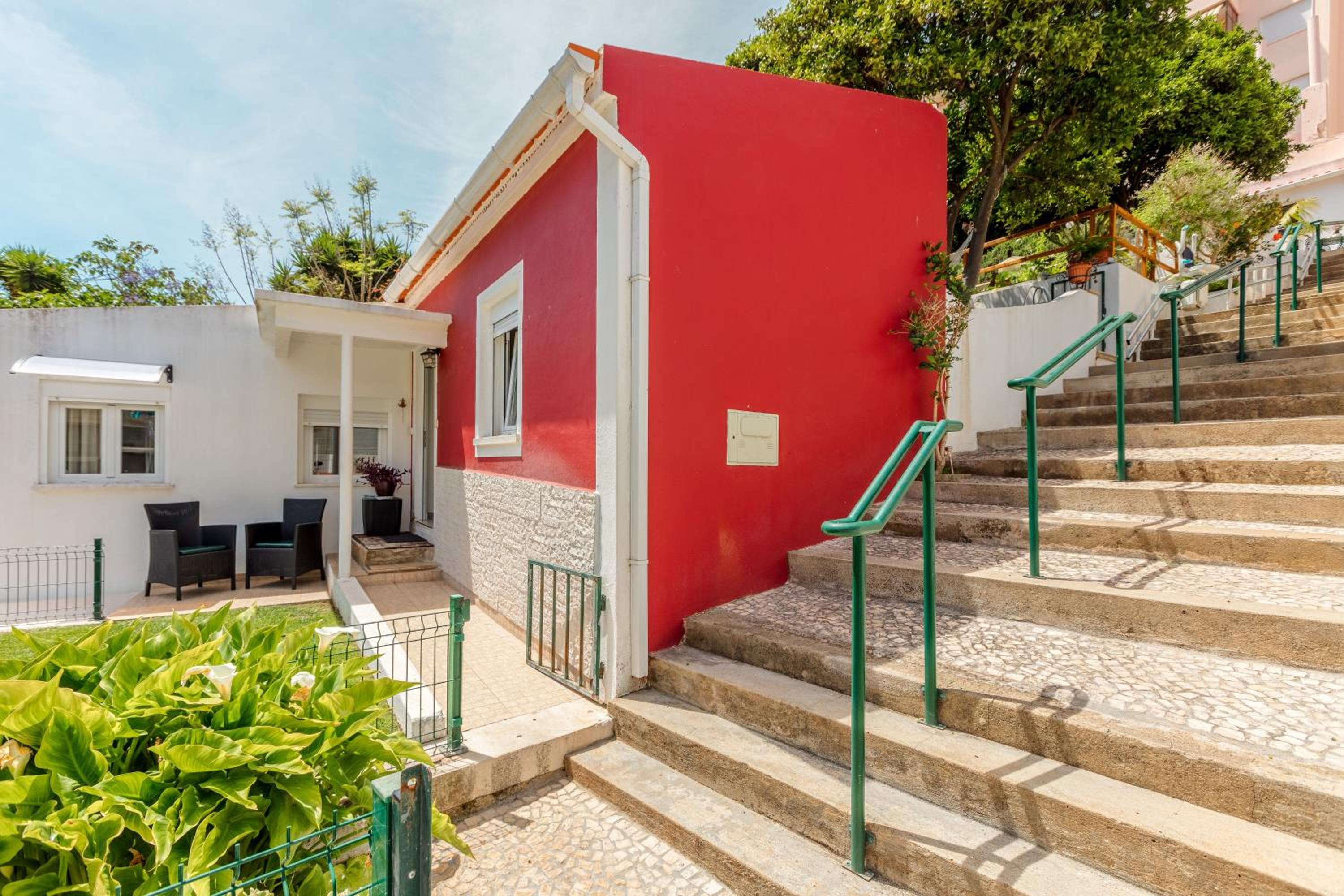 Algés Village Casa 2 by Lisbon-Coast vacation
