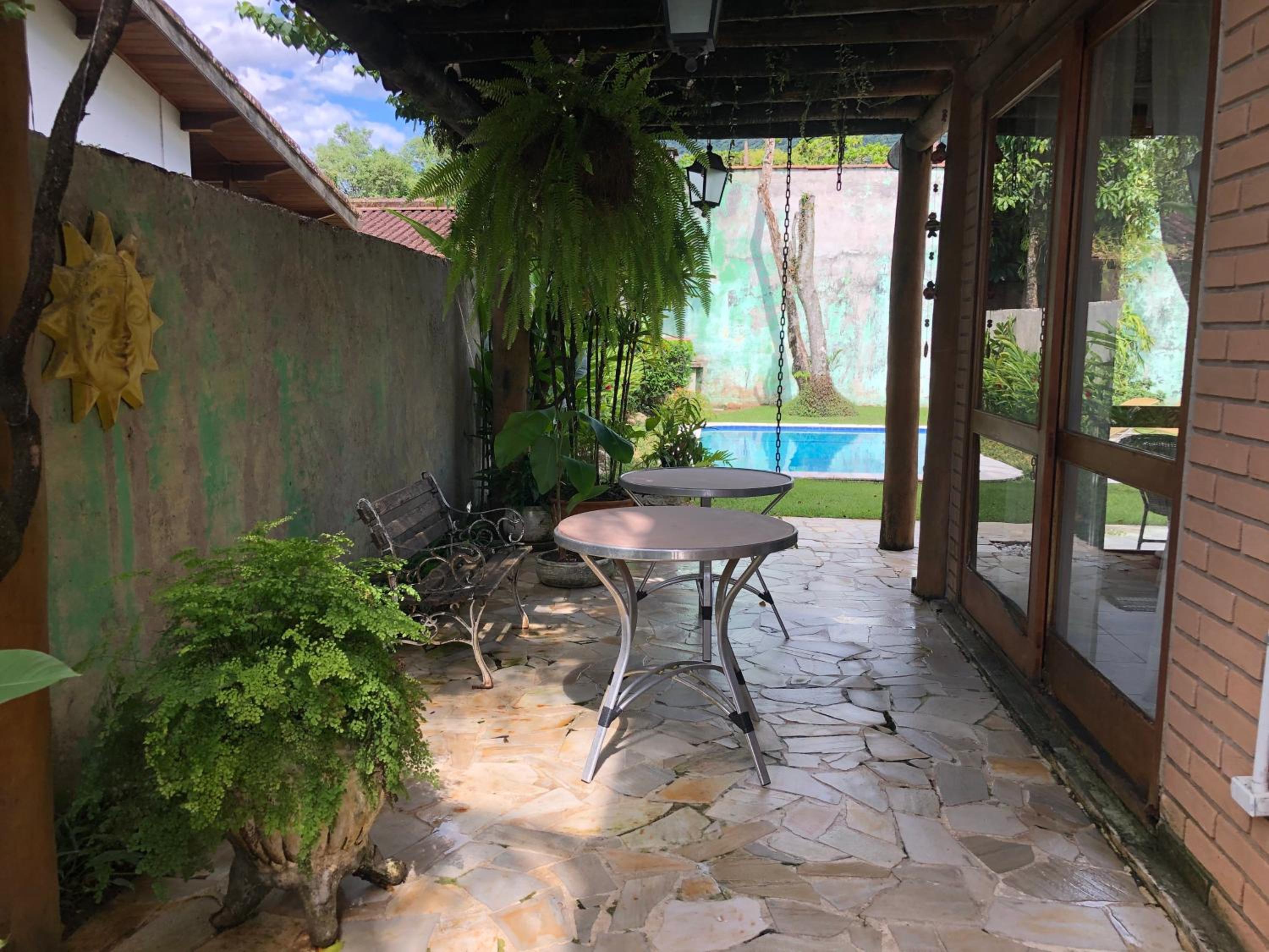 Casa com Piscina, Barra do Una.