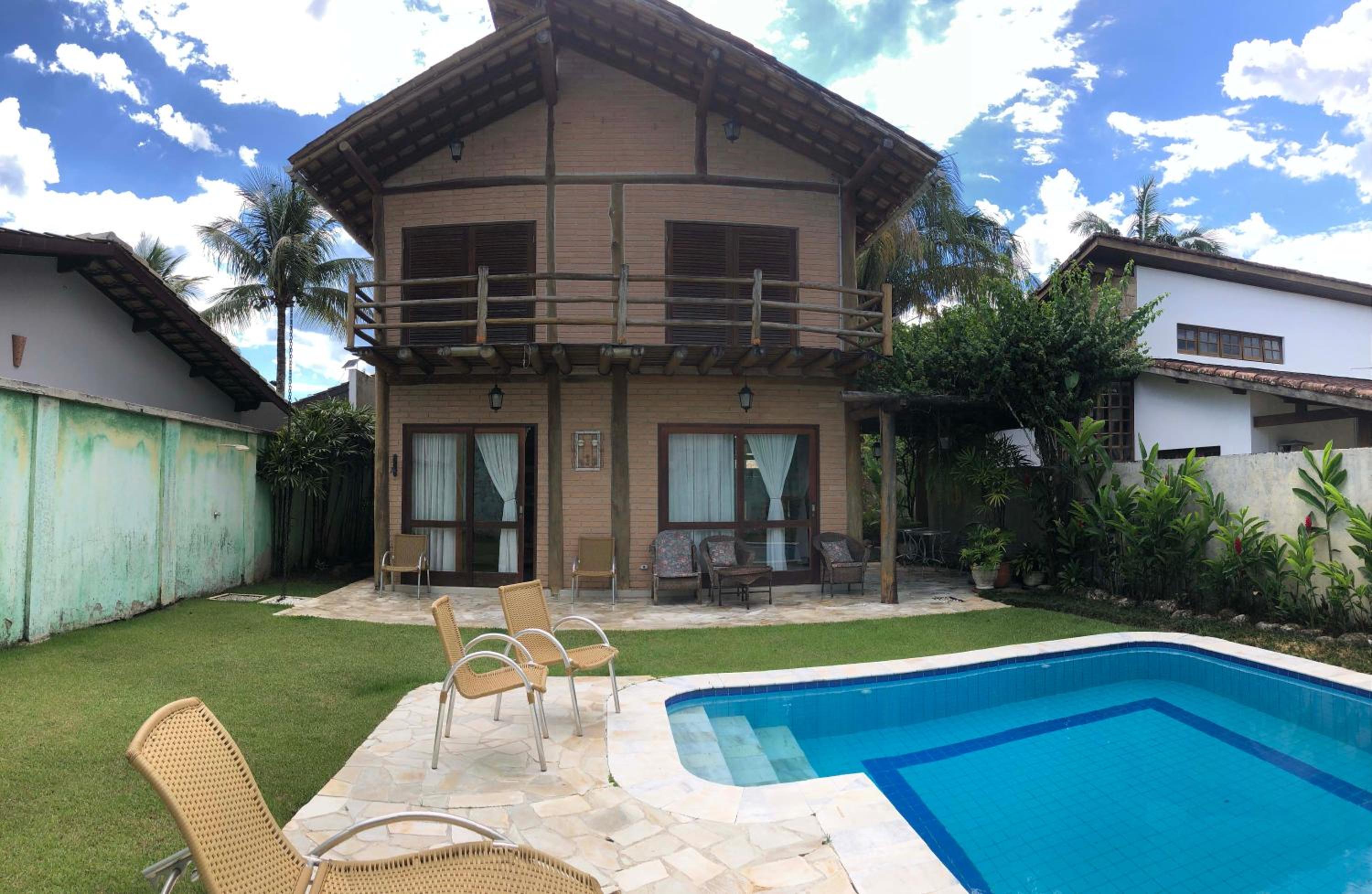 Casa com Piscina, Barra do Una.